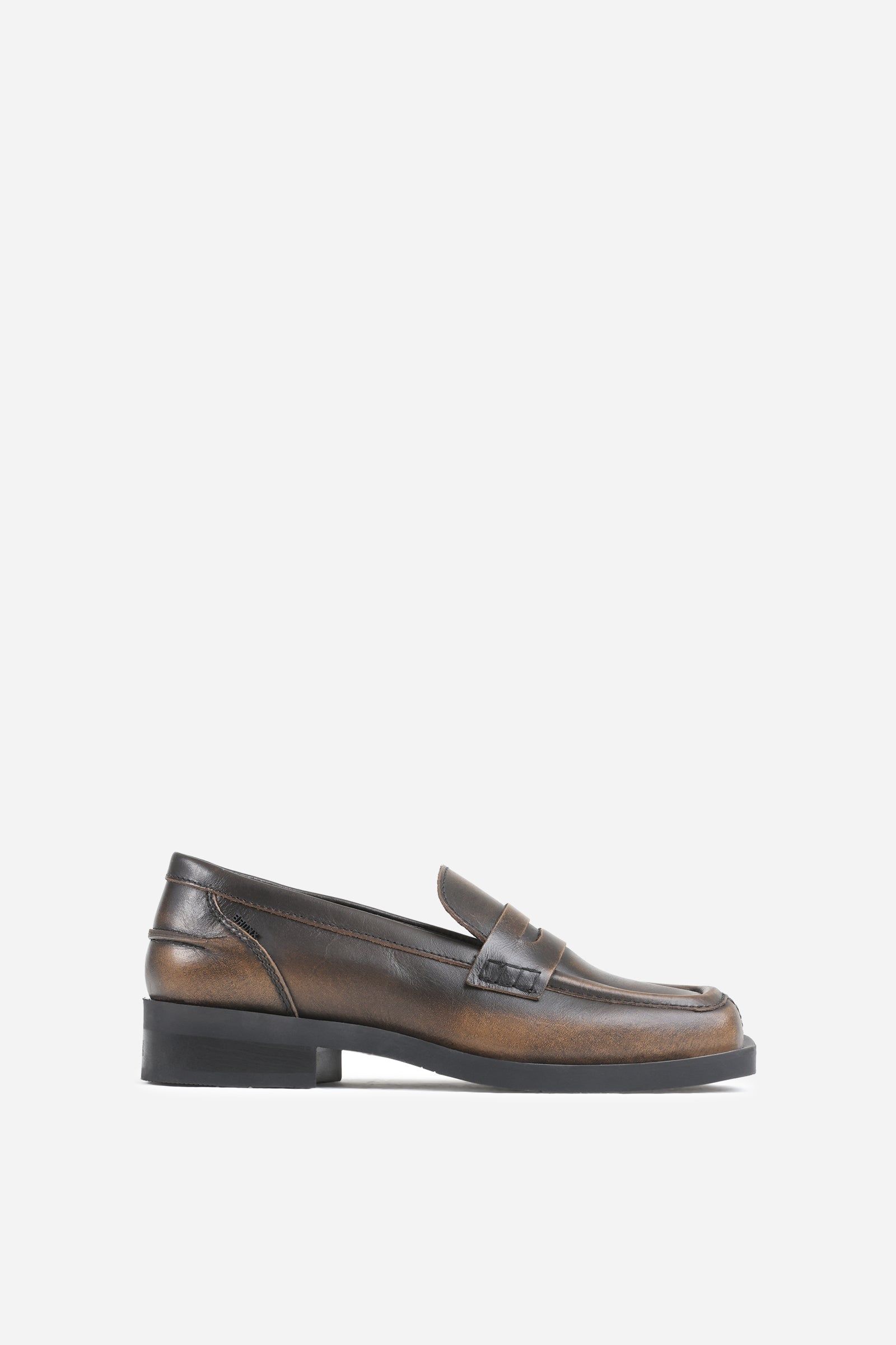 Low Shoe Loafer Al-my | chestnut/black sold by Bronx