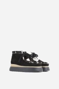 chunky-wondery | black/white sold by Bronx