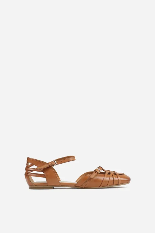 Sandal Lorr-i | tan sold by Bronx