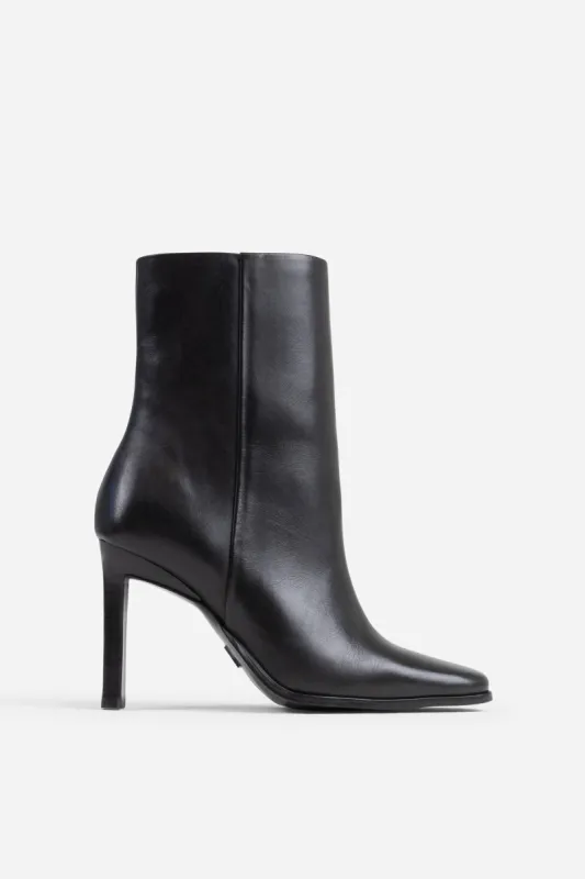 Ankle Boot New-Aladin | black sold by Bronx