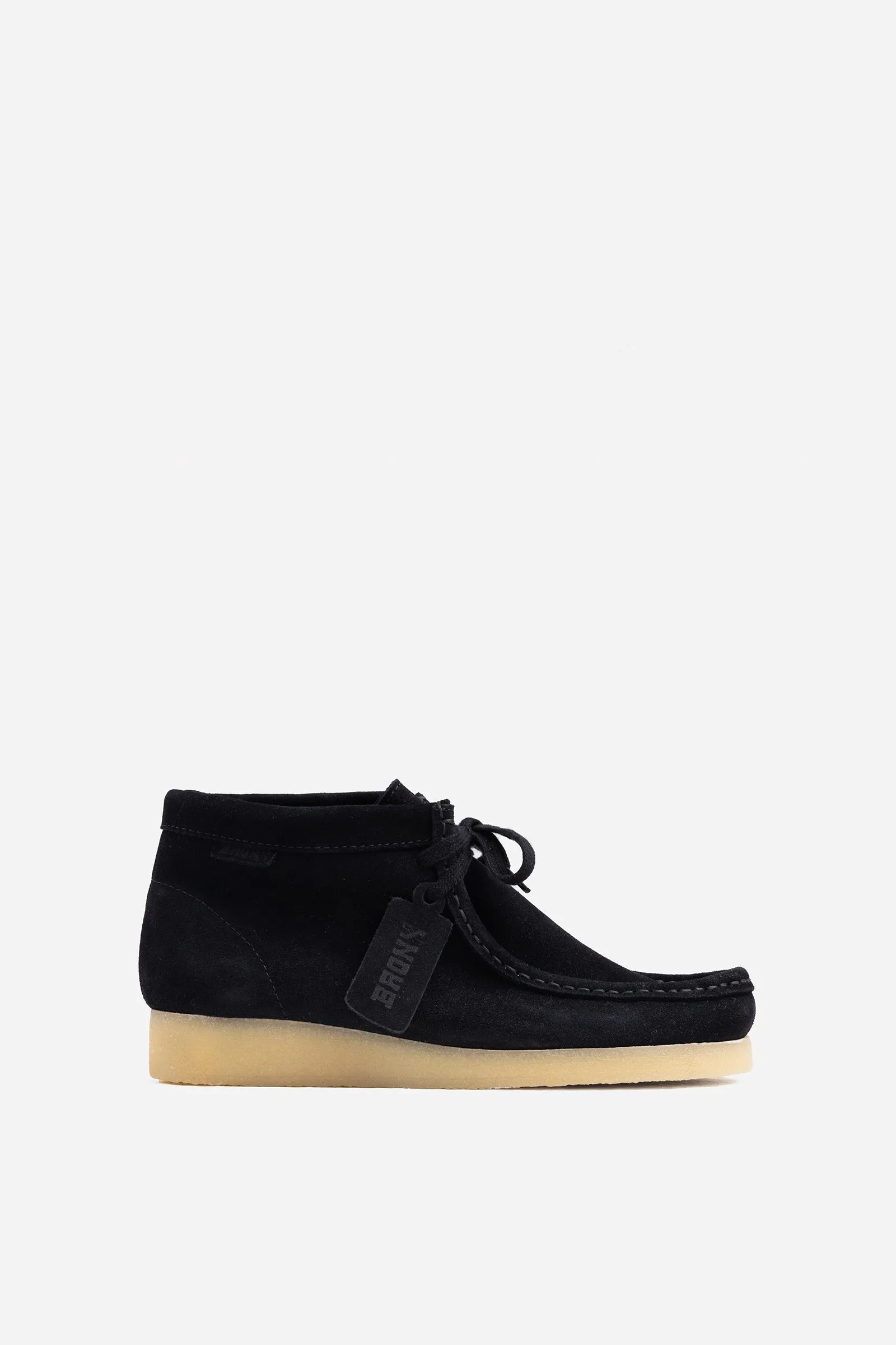 Low Shoe Wonde-ry | black sold by Bronx