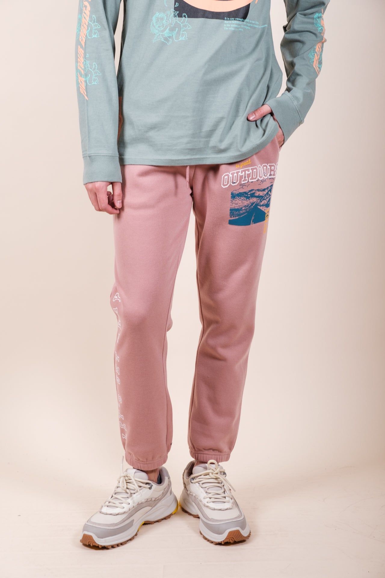 The Great Outdoors Dusty Rose Fleece Sweat sold by Brooklyn Cloth product image thumbnail 5