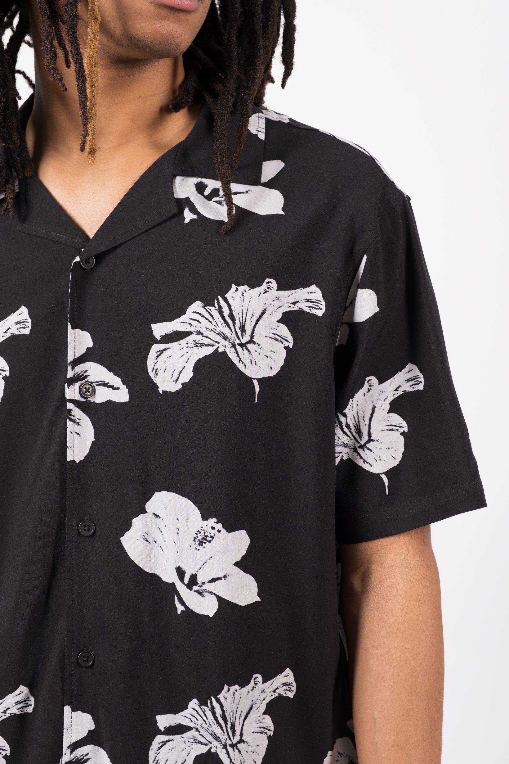 Photo Flowers Rayon Shirt sold by Brooklyn Cloth product image thumbnail 4