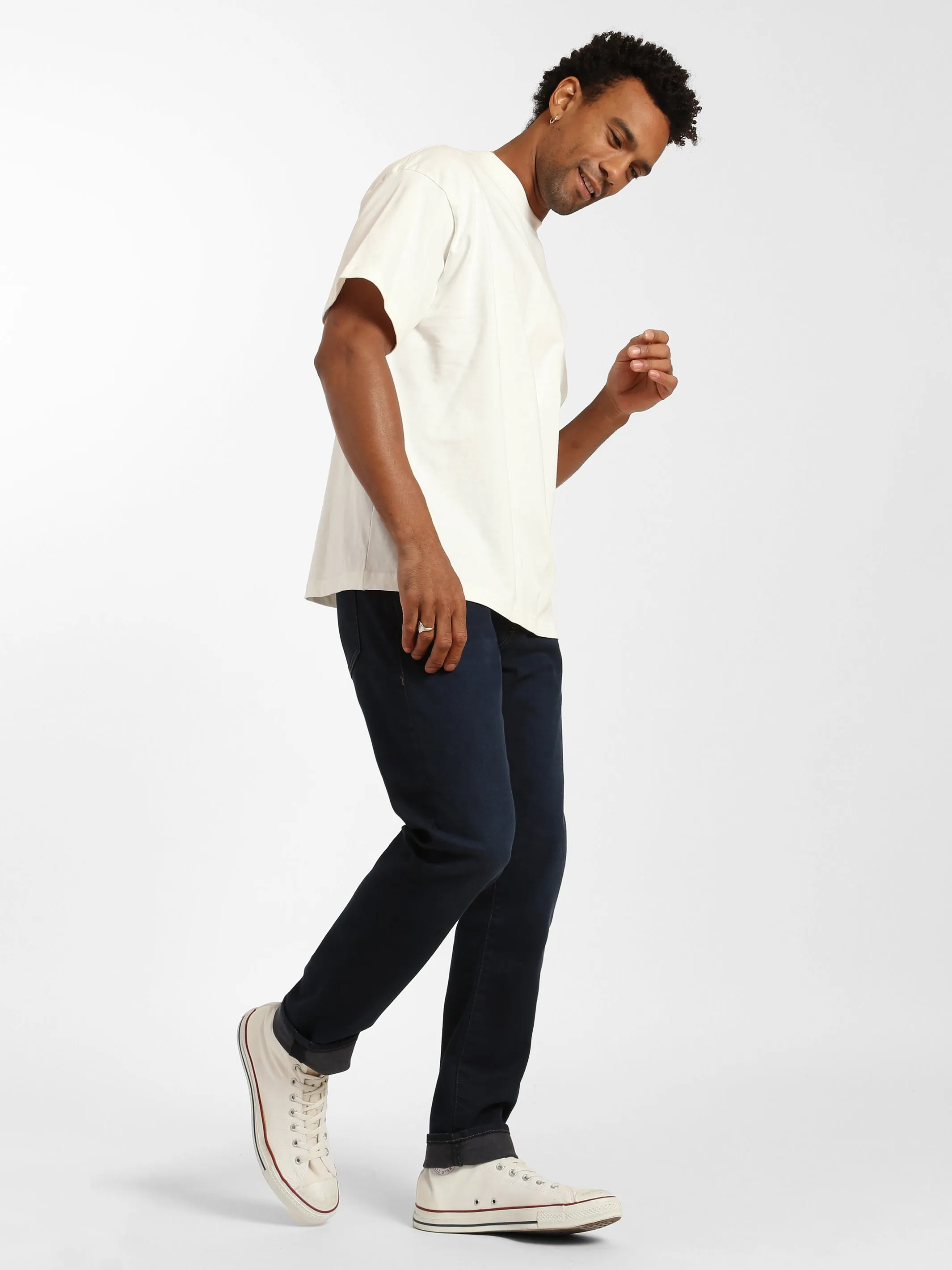 Bedford Slim Leg Jeans in Rinse Brushed Denim sold by Brooklyn Industries product image thumbnail 3