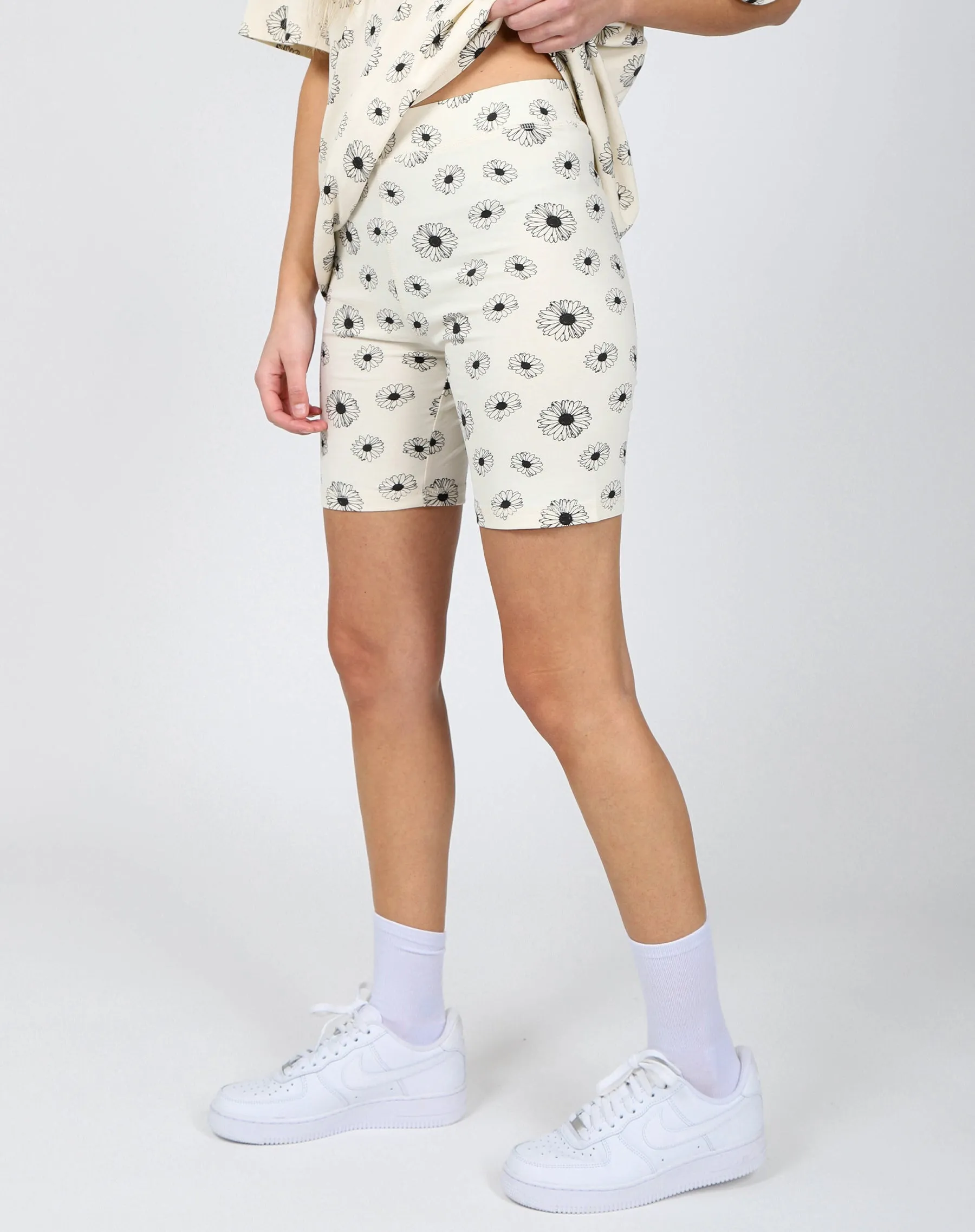 The "ALL OVER DAISY" Biker Short | Almond Milk sold by Brunette The Label product image thumbnail 5