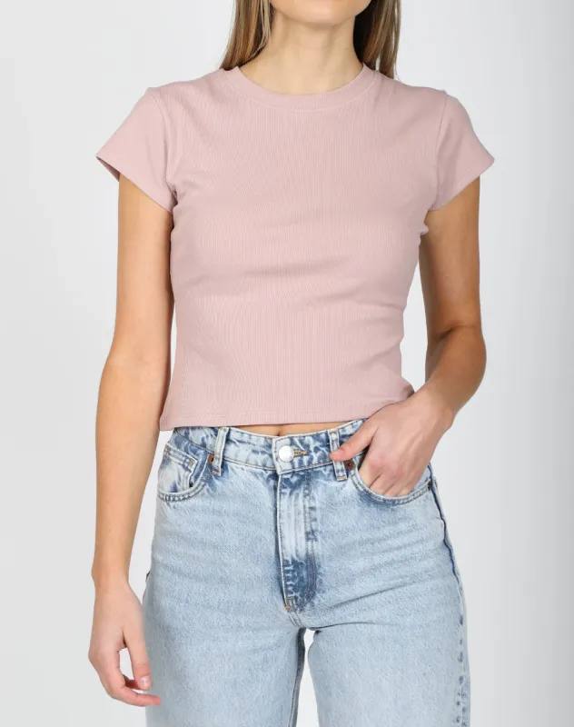 The Cropped Ribbed Tee | Pink Smoke made by Brunette The Label
