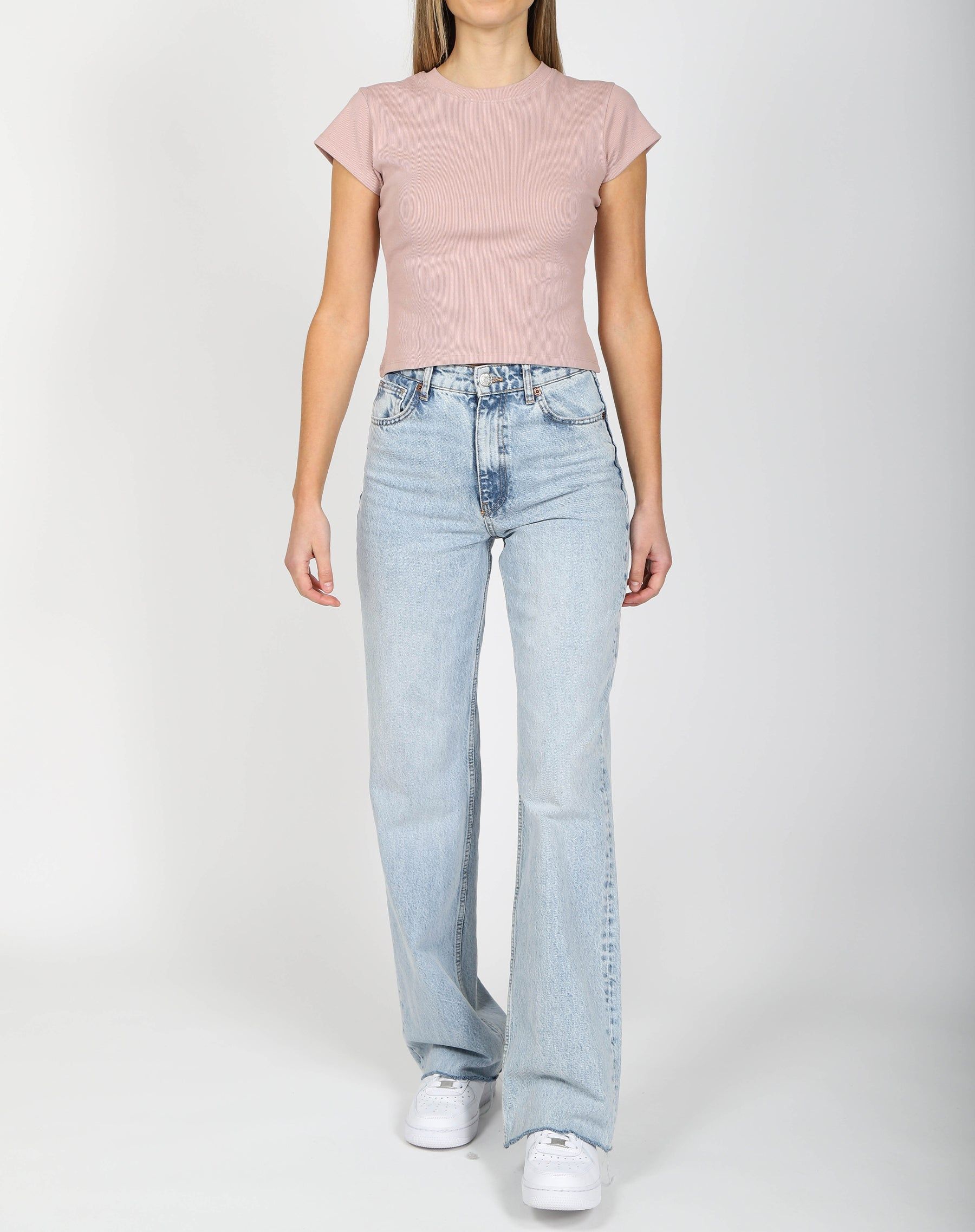 The Cropped Ribbed Tee | Pink Smoke sold by Brunette The Label product image thumbnail 4