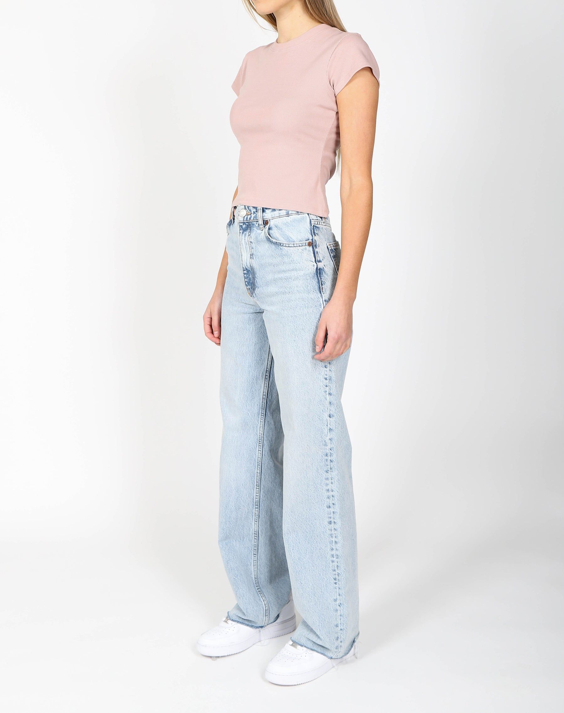 The Cropped Ribbed Tee | Pink Smoke sold by Brunette The Label product image thumbnail 5