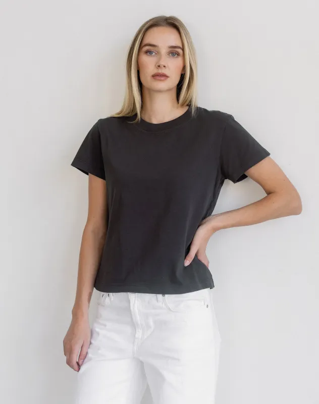 Paris Tee made by Brunette The Label
