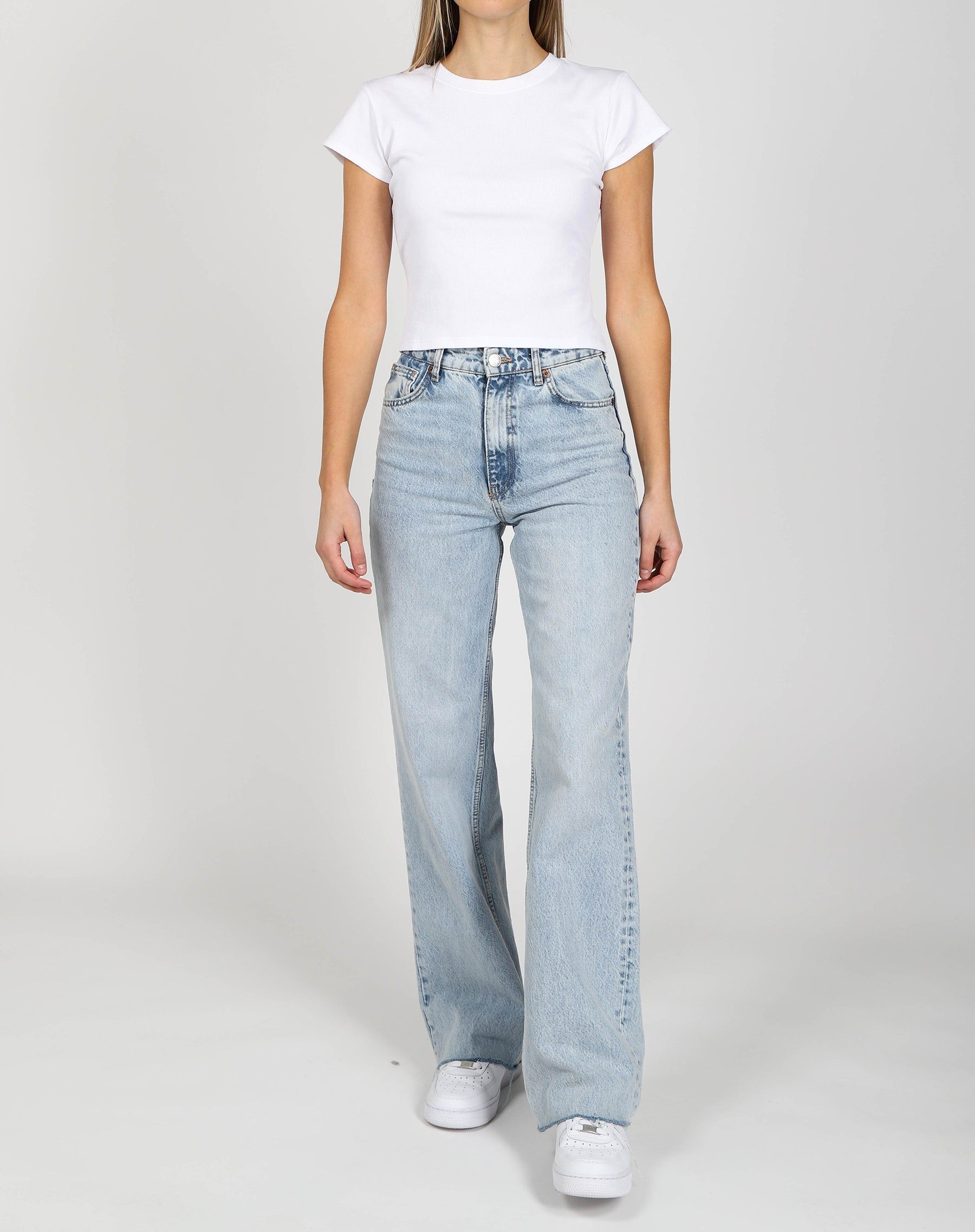 Cropped Ribbed Tee in White | Holt Renfrew Pop Up sold by Brunette The Label product image thumbnail 4