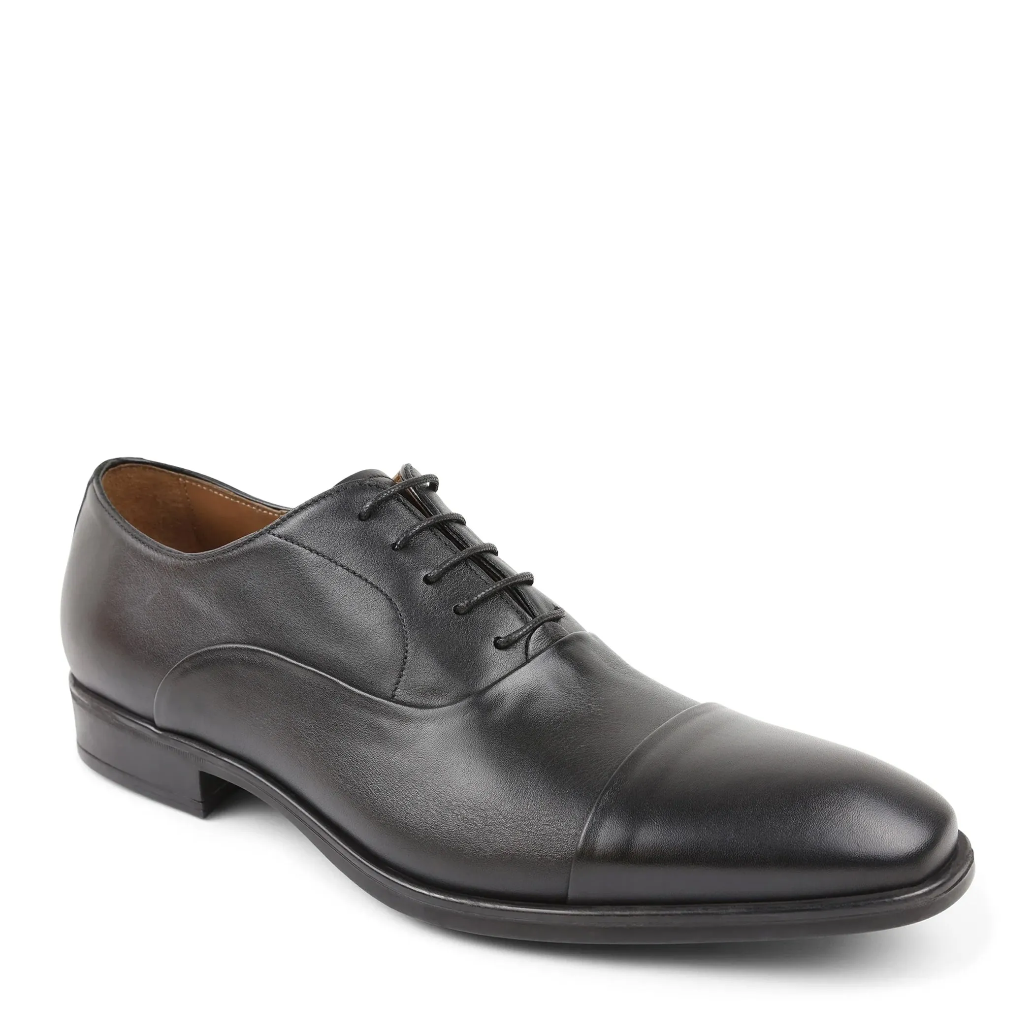 Locascio Cap-Toe Oxford - Black sold by Bruno Magli
