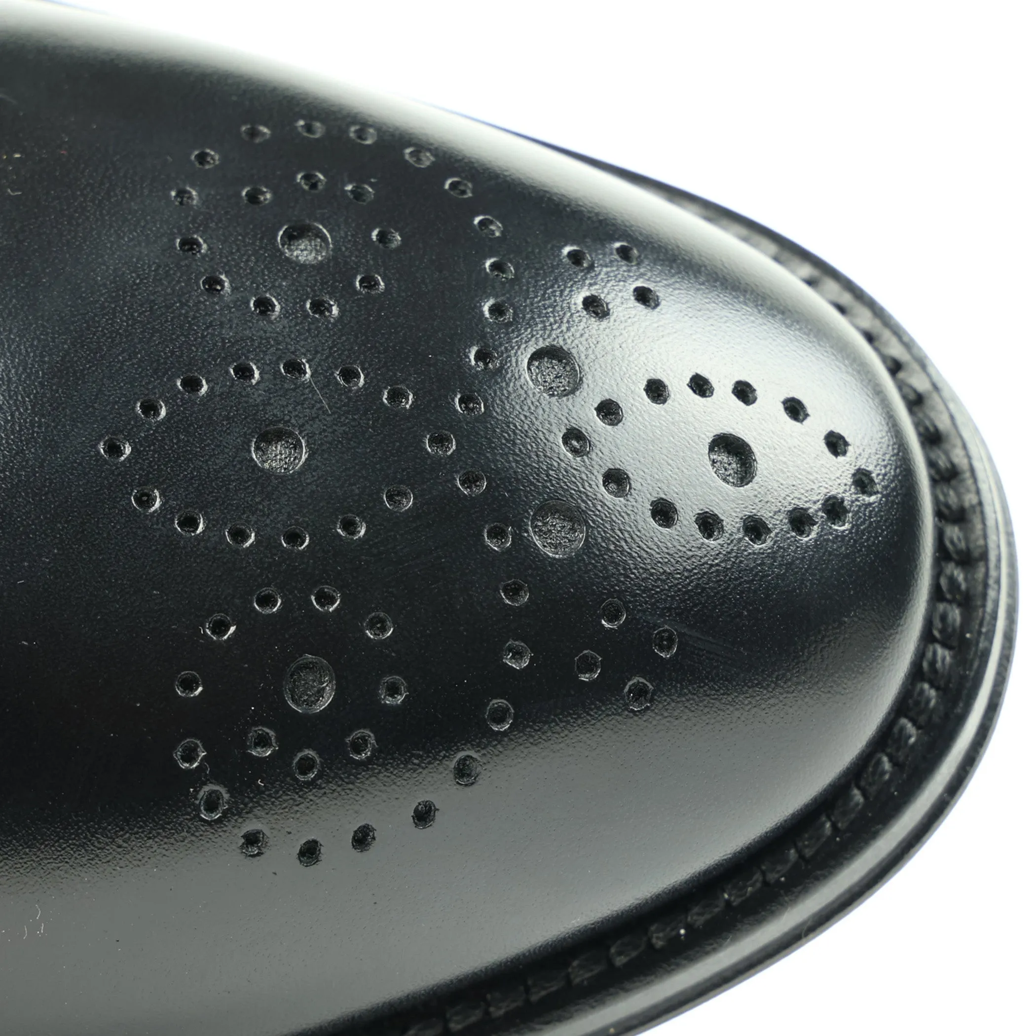 Arno Plain-Toe Balmoral Oxford - Black sold by Bruno Magli product image thumbnail 3