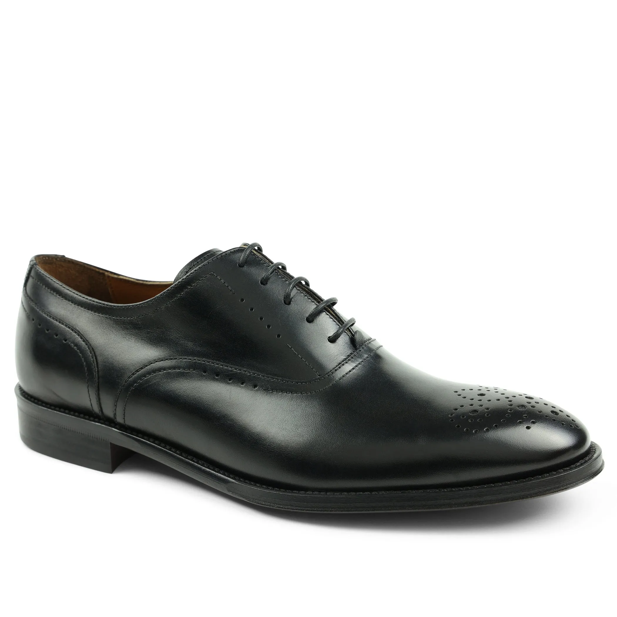 Arno Plain-Toe Balmoral Oxford - Black sold by Bruno Magli