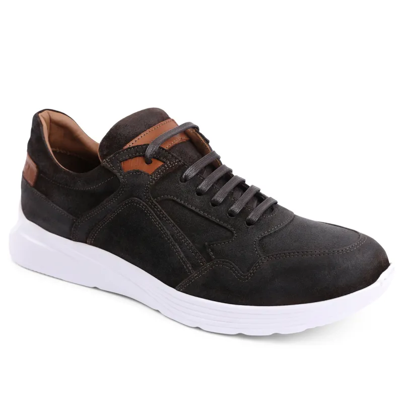 Vista Lace-Up Hybrid Sneaker - Dark Brown sold by Bruno Magli