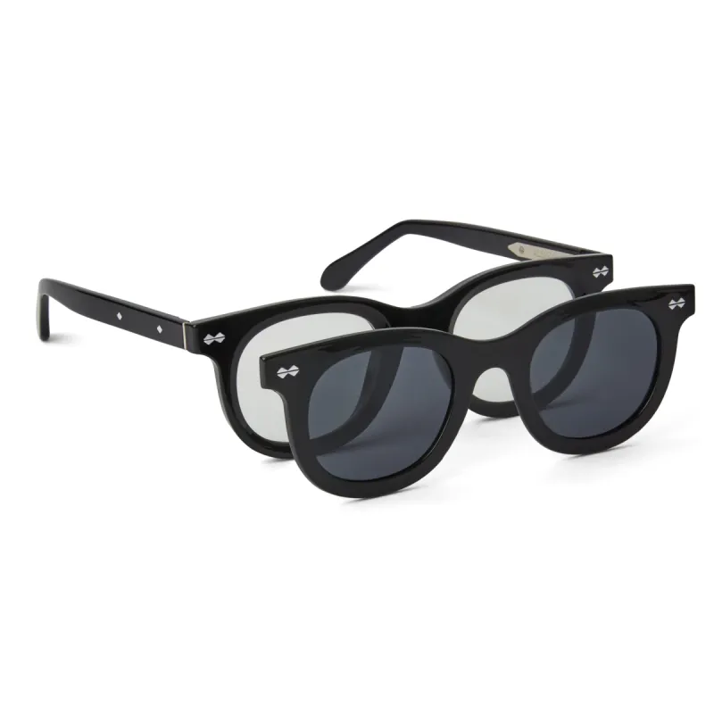 ALESSIA Sunglasses black sold by Bruno Magli