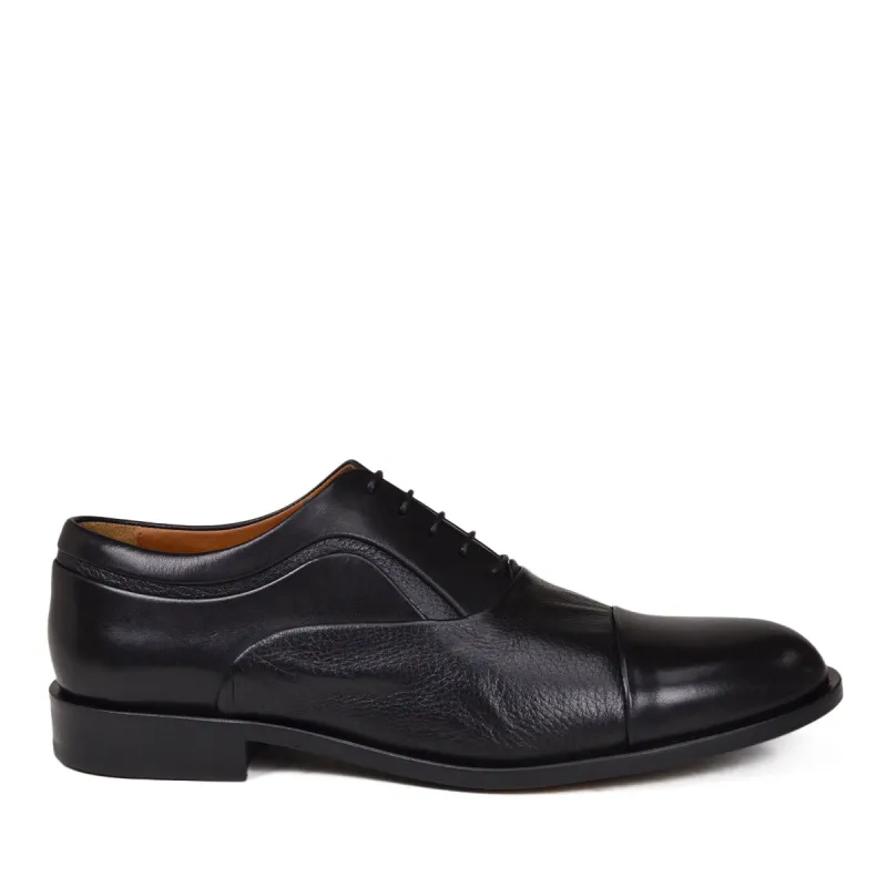 Sassiolo Lace-Up in Leather / Deerskin - Black Leather sold by Bruno Magli
