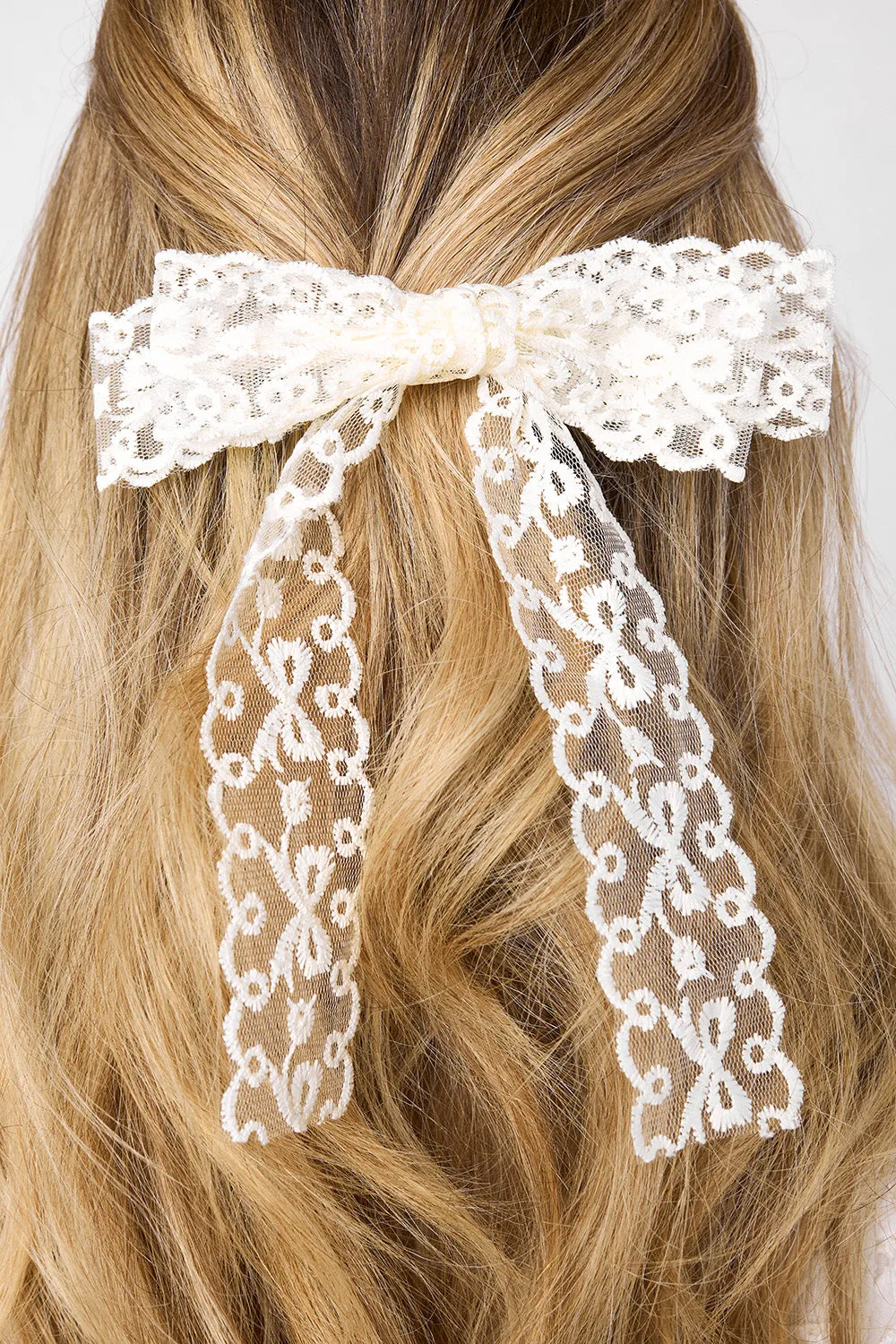 Delilah Hairbow - White sold by Buddy Love