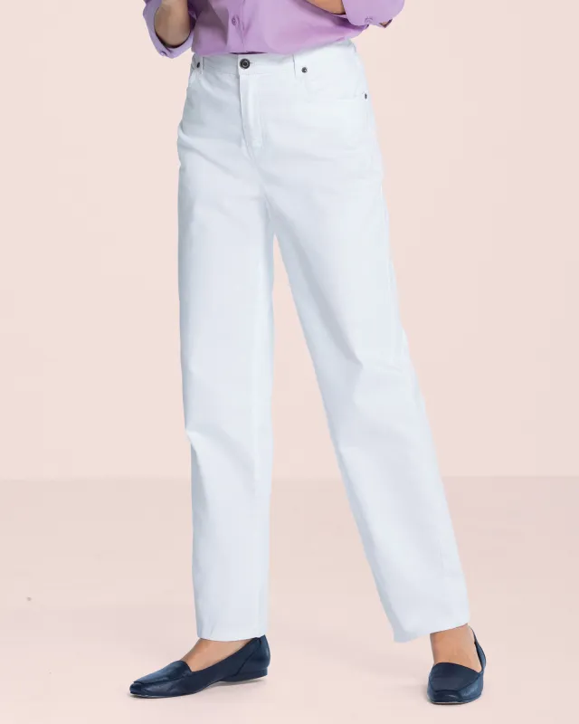 Appleseeds Women's DreamFlex Color Comfort-Waist Relaxed Straight Leg Jeans - White - 18P - Petite sold by Buff