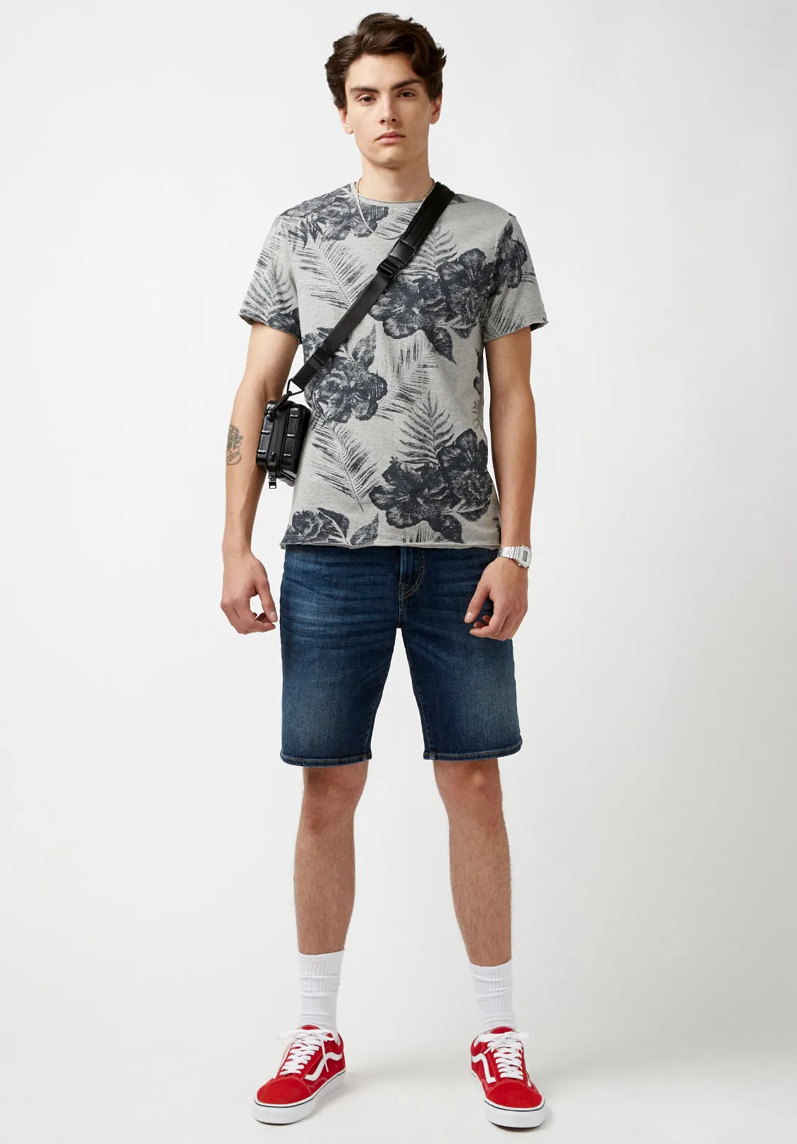 Kushot Hibiscus Print T-Shirt - BM23931 sold by Buffalo David Bitton product image thumbnail 4