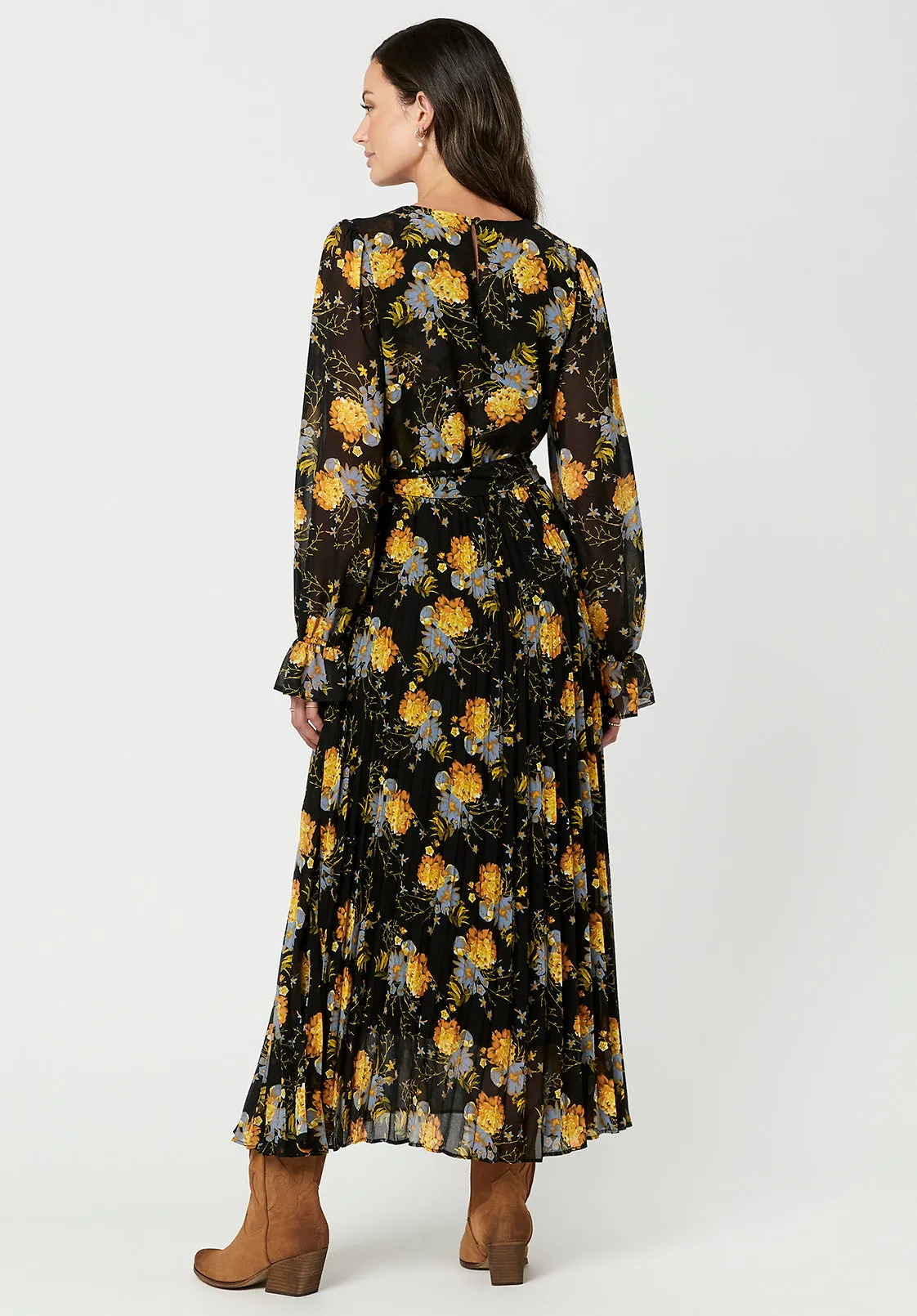 Angelique Women's Bell Sleeve Dress in Black Floral - WD0346F sold by Buffalo David Bitton product image thumbnail 2