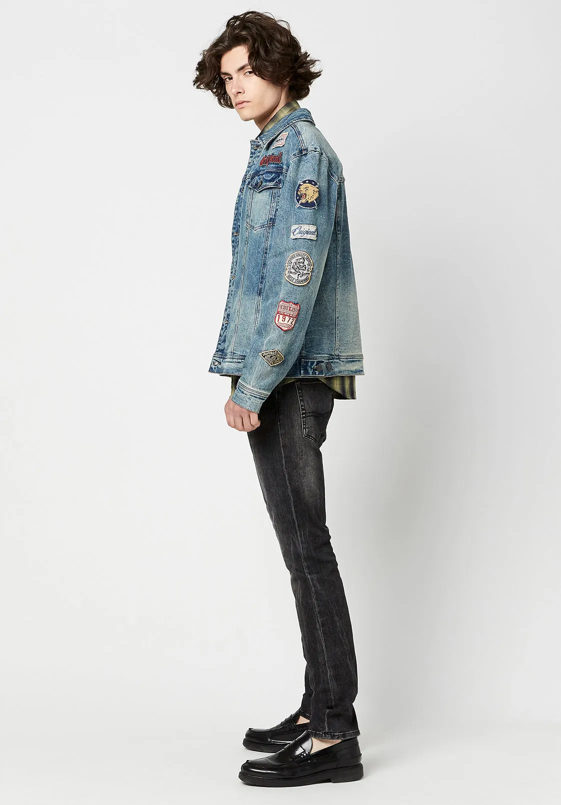 Joe Men's Patched Jean Jacket in Blue Vintage and Worn - BM22143 sold by Buffalo David Bitton product image thumbnail 4