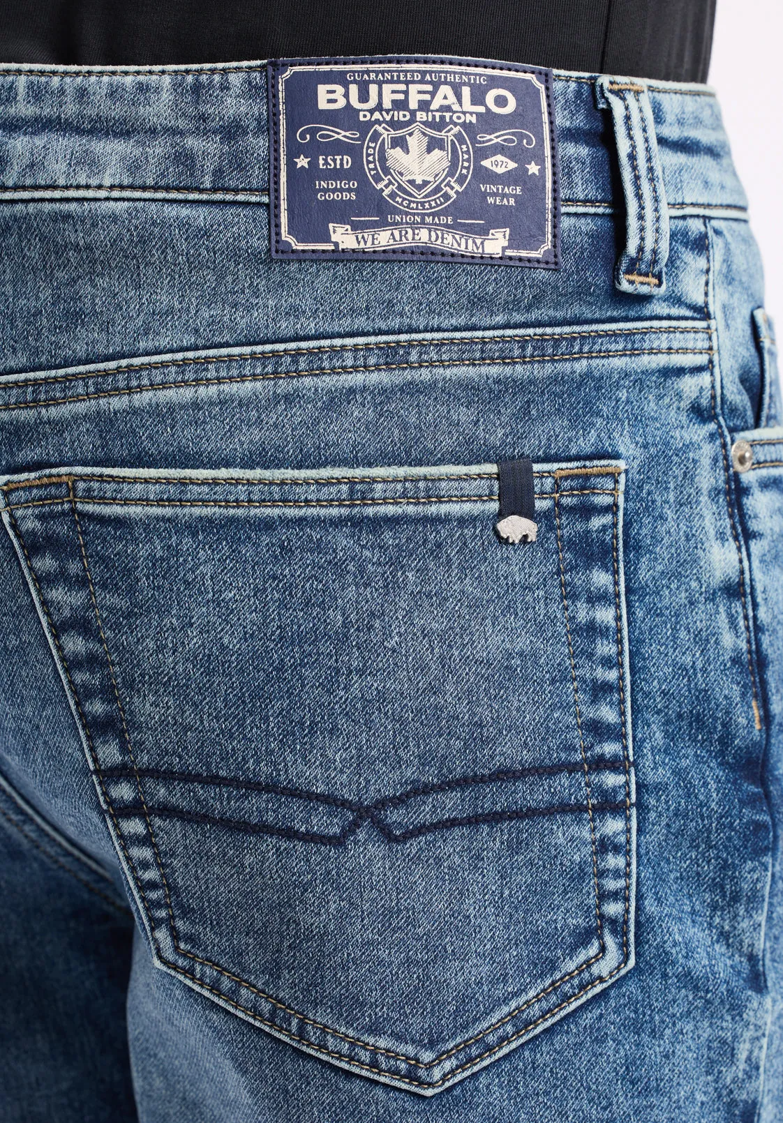 Relaxed Straight Dean Men's Freedom Flex Shorts, Sanded Vintage Indigo - BM26066 sold by Buffalo David Bitton product image thumbnail 5