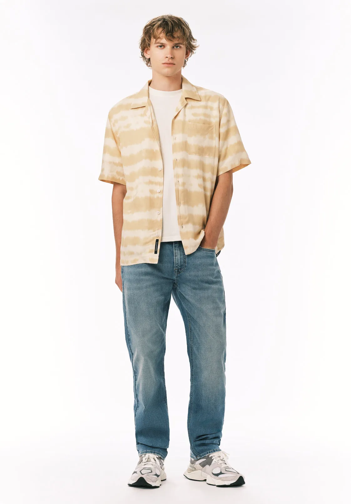 Relaxed Straight Driven Men’s Jeans, Whiskered and Crinkled - BM26138 sold by Buffalo David Bitton product image thumbnail 4