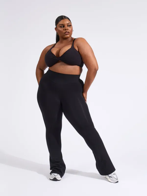 Twisted Curve Sports Bra - Onyx Black sold by BuffBunny