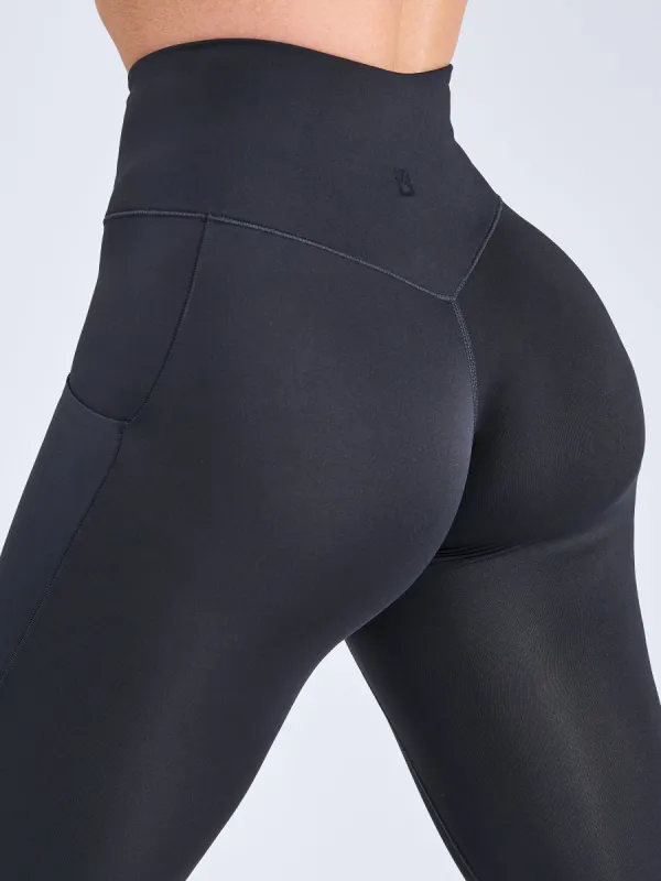 Colorado Pocket Legging - Onyx Black sold by BuffBunny