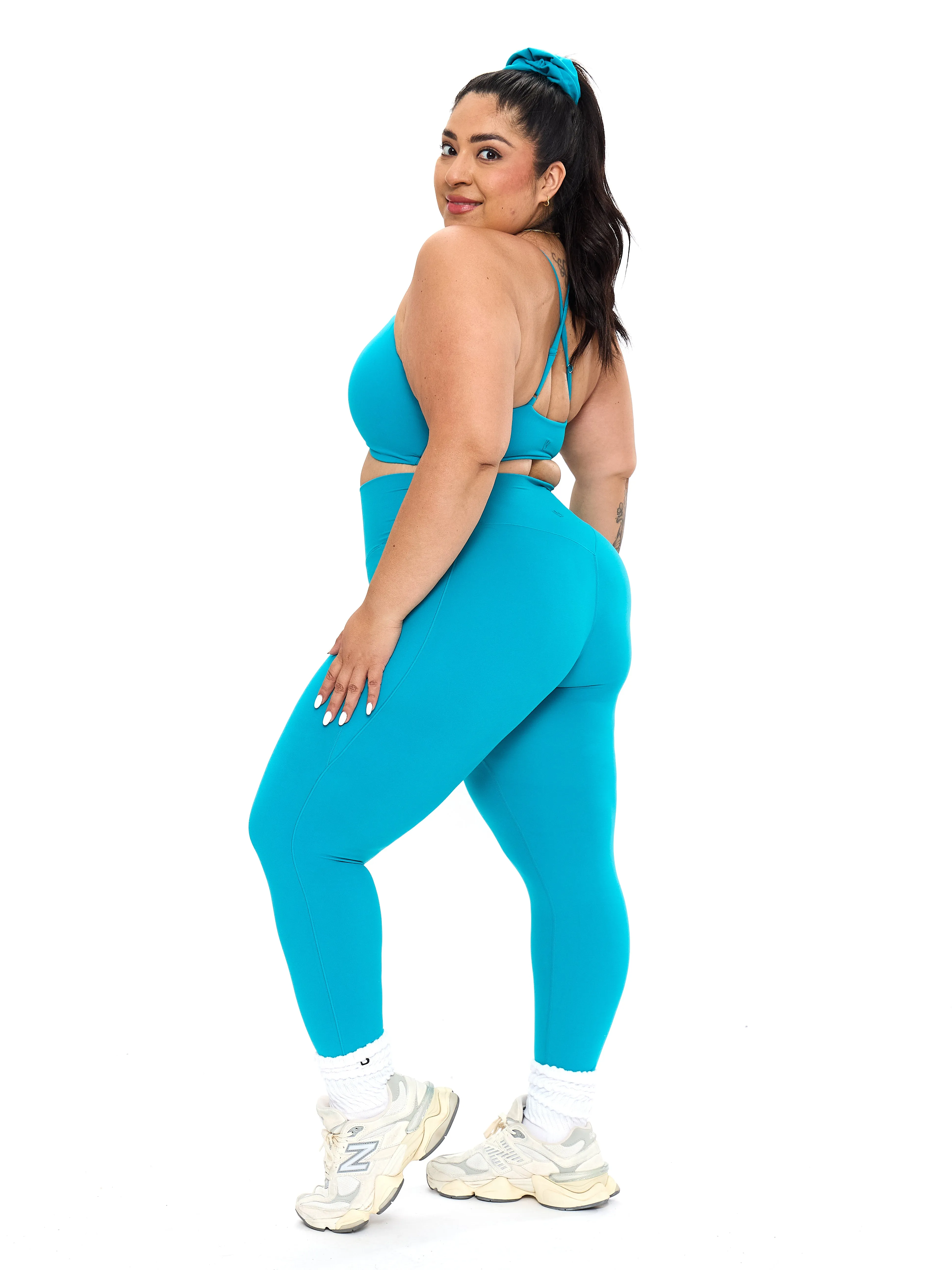 Poshknit Scrunch Pocket Legging - Mar sold by BuffBunny product image thumbnail 2