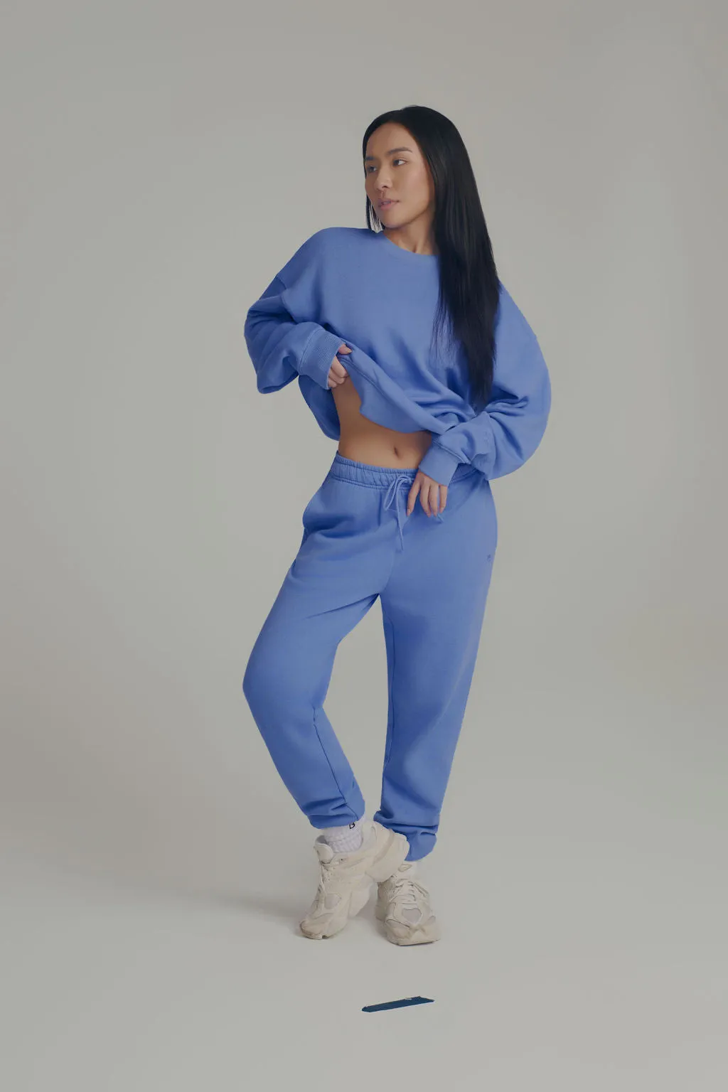 Threads Crew Pullover - Azul sold by BuffBunny product image thumbnail 2