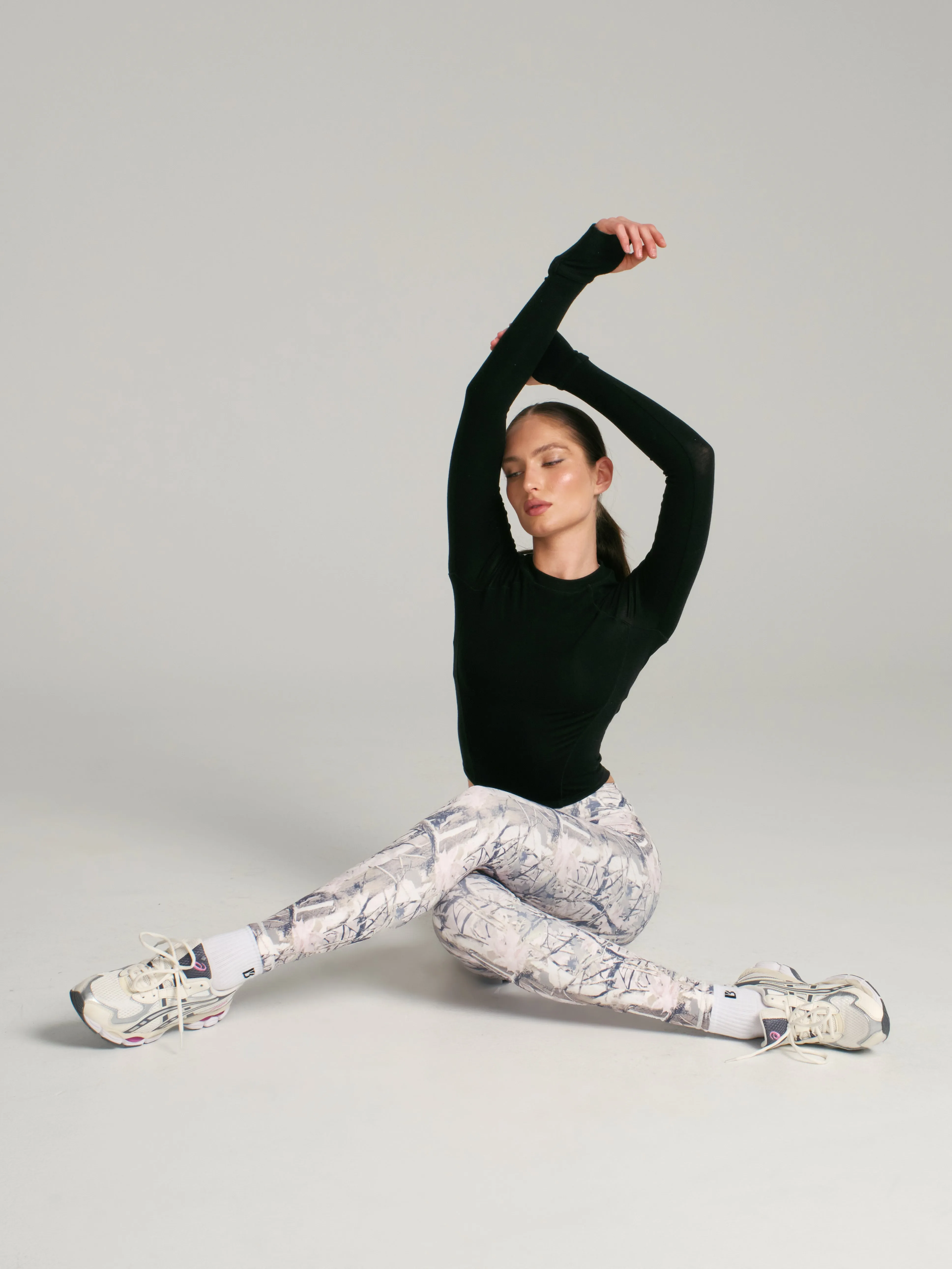 Base Layer Long Sleeve Waist Top - Onyx Black sold by BuffBunny product image thumbnail 4