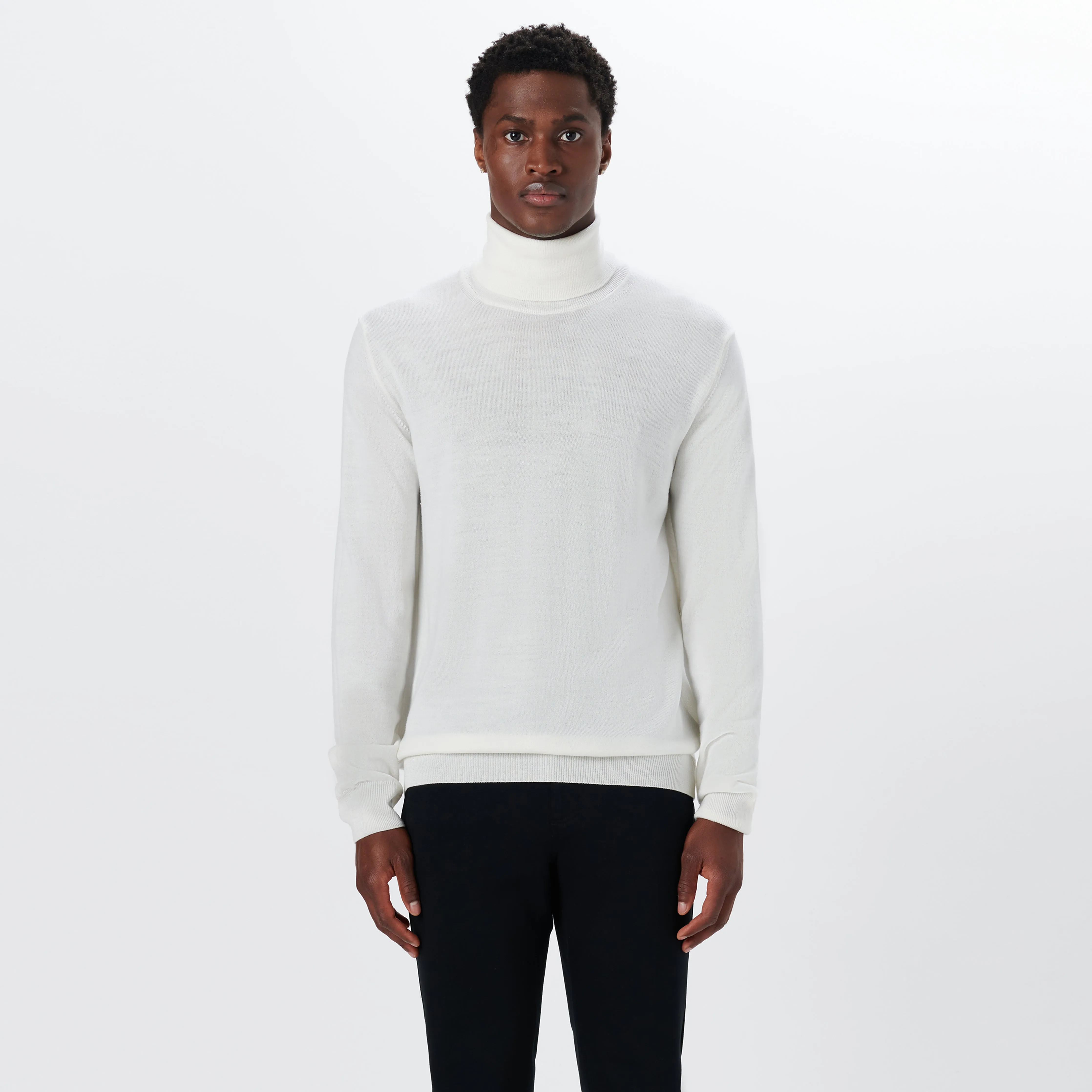 Super Merino Turtle Neck Solid Sweater sold by Bugatchi product image thumbnail 2