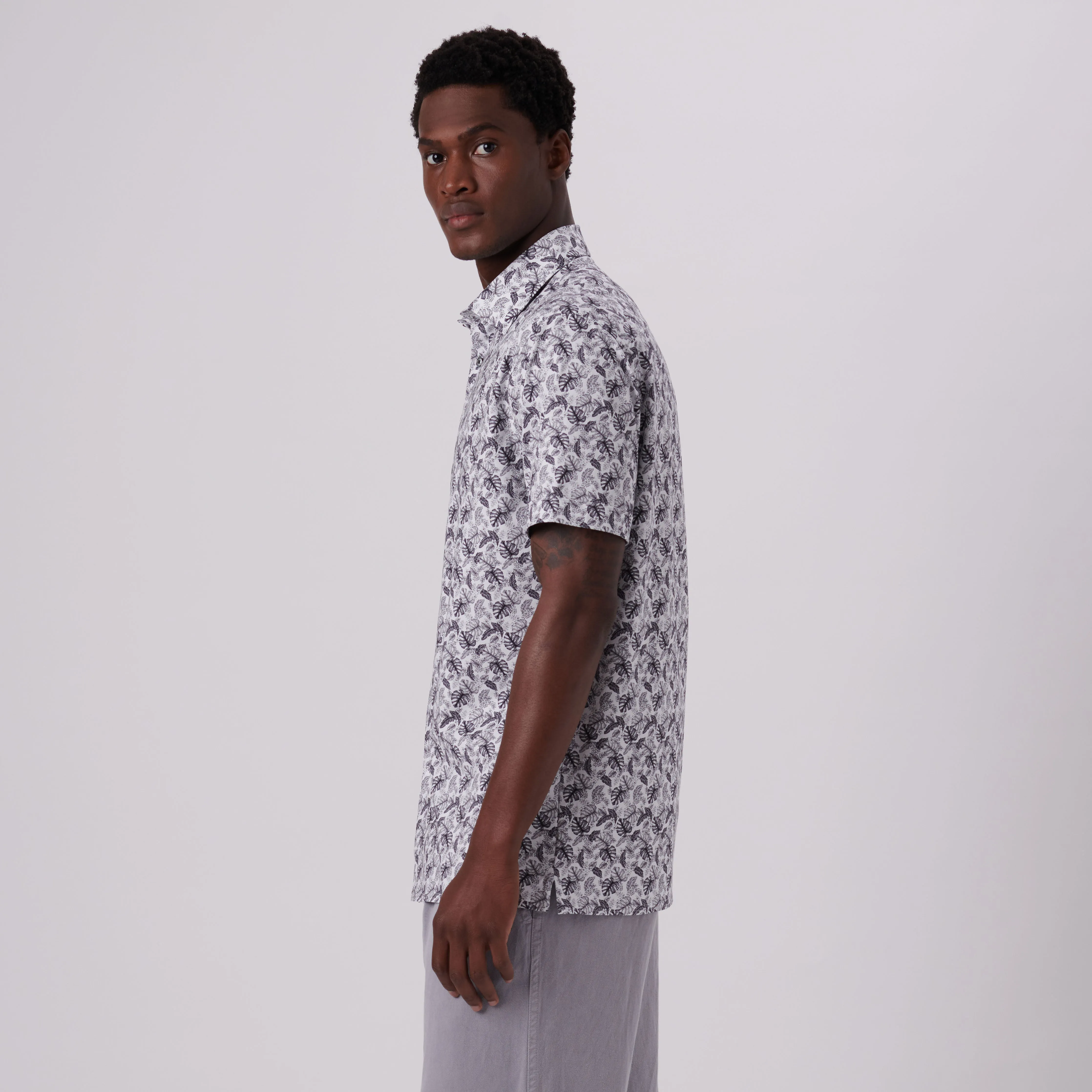 Milo Leaf Print OoohCotton Short Sleeve Shirt sold by Bugatchi product image thumbnail 3