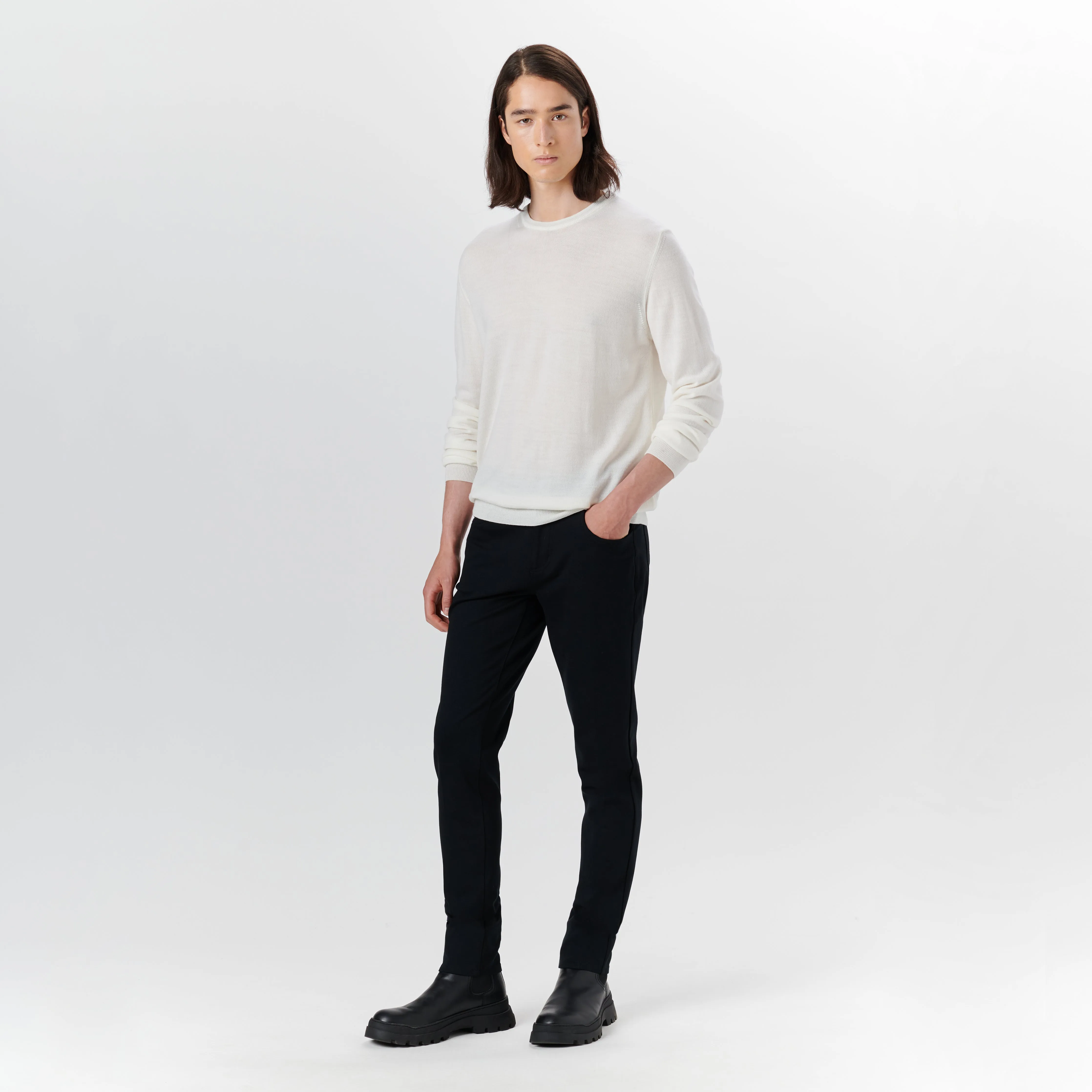Super Merino Crew Neck Solid Sweater sold by Bugatchi product image thumbnail 5