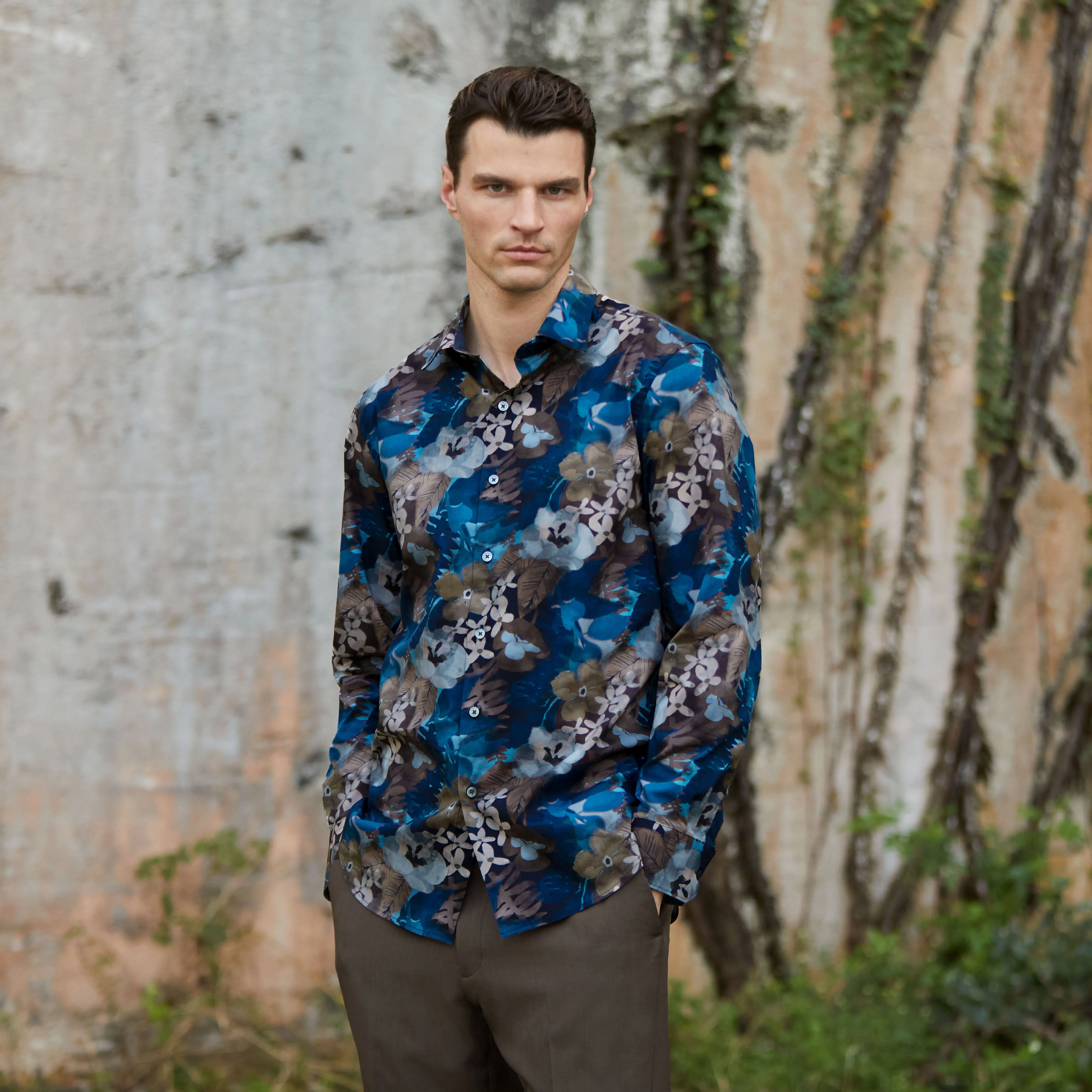 Julian Floral Shirt sold by Bugatchi