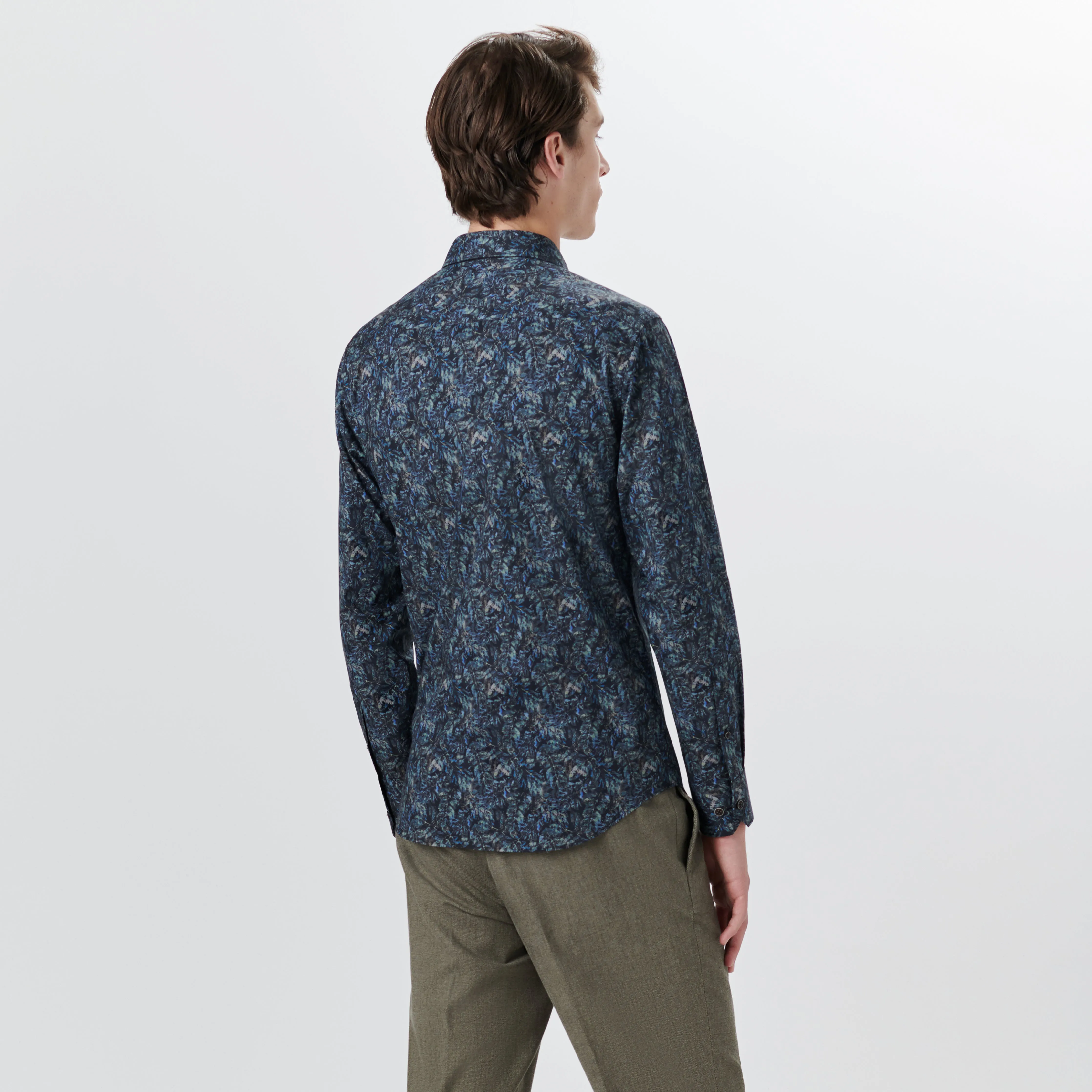 JULIAN Leaf Print Shirt sold by Bugatchi product image thumbnail 4