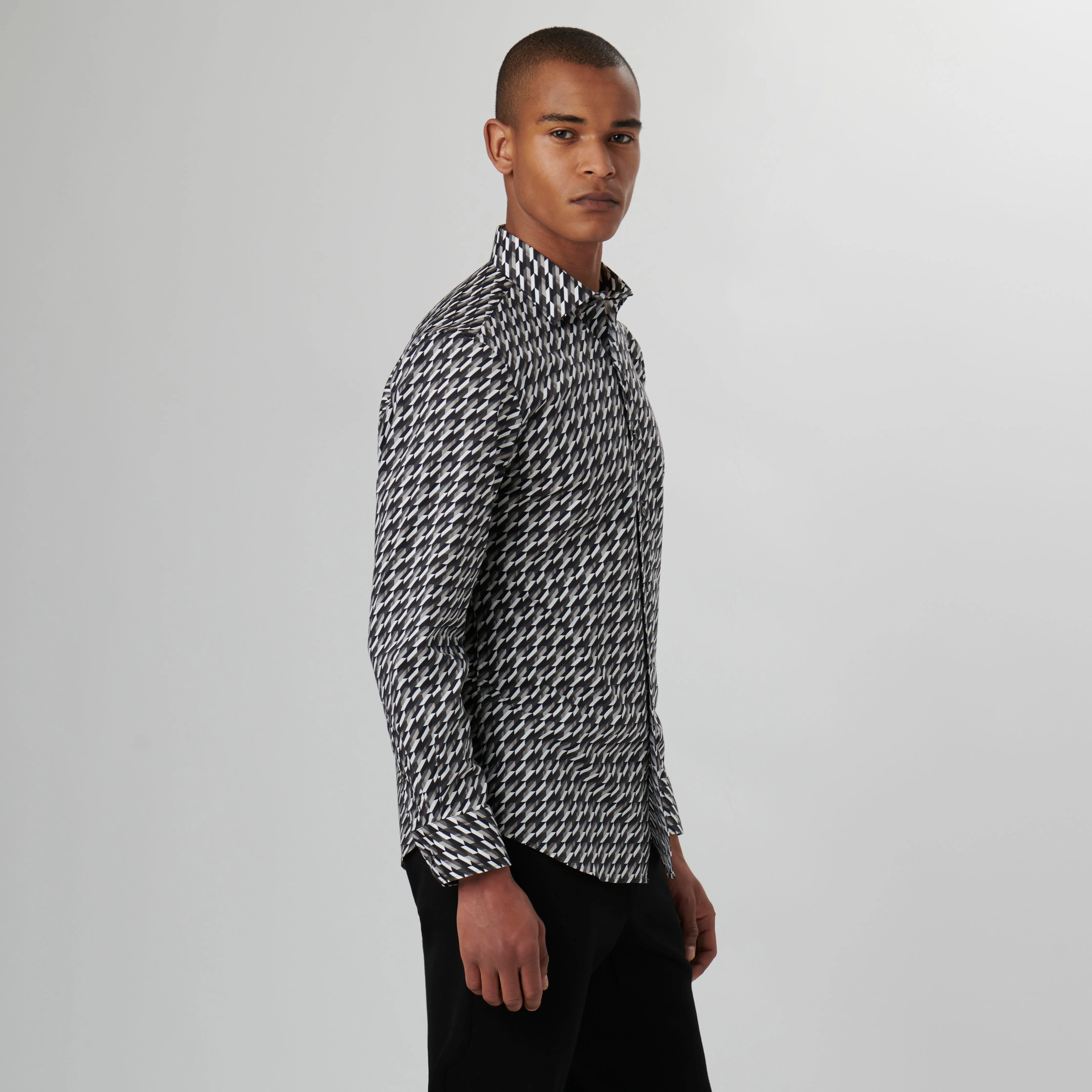 Axel Geometric Shirt sold by Bugatchi product image thumbnail 3