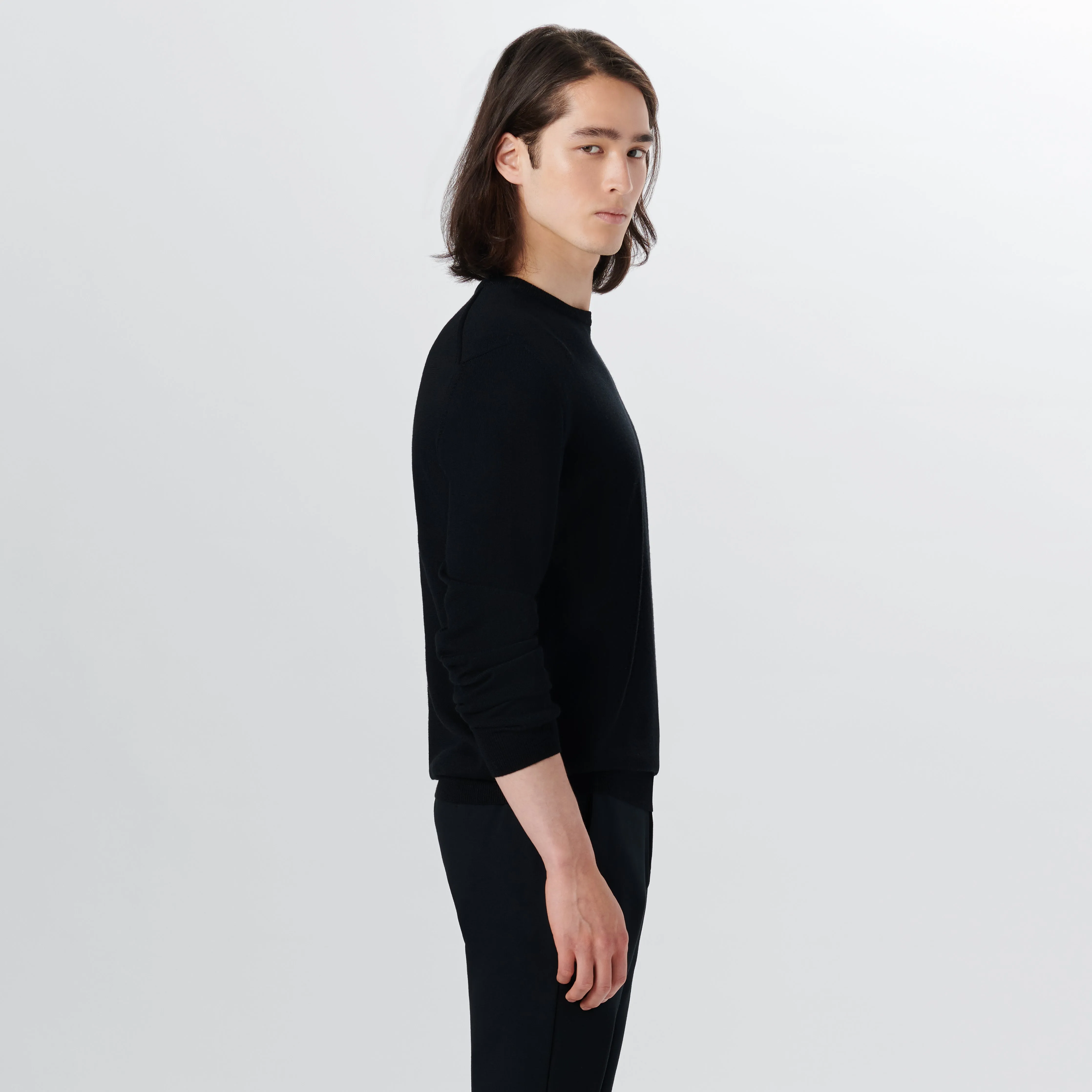 Super Merino Crew Neck Solid Sweater sold by Bugatchi product image thumbnail 3