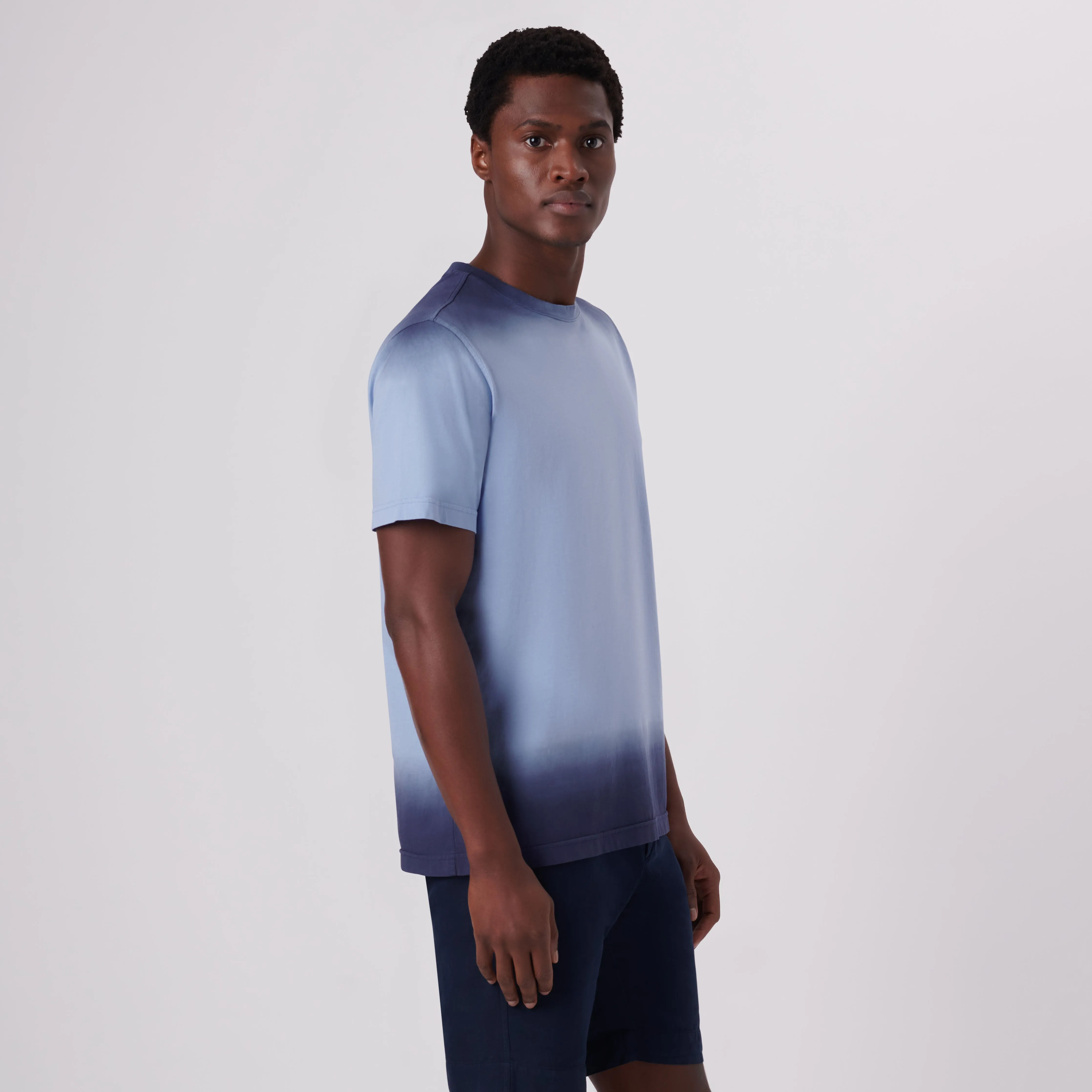 Gradient Print Crew Neck T-Shirt sold by Bugatchi product image thumbnail 3