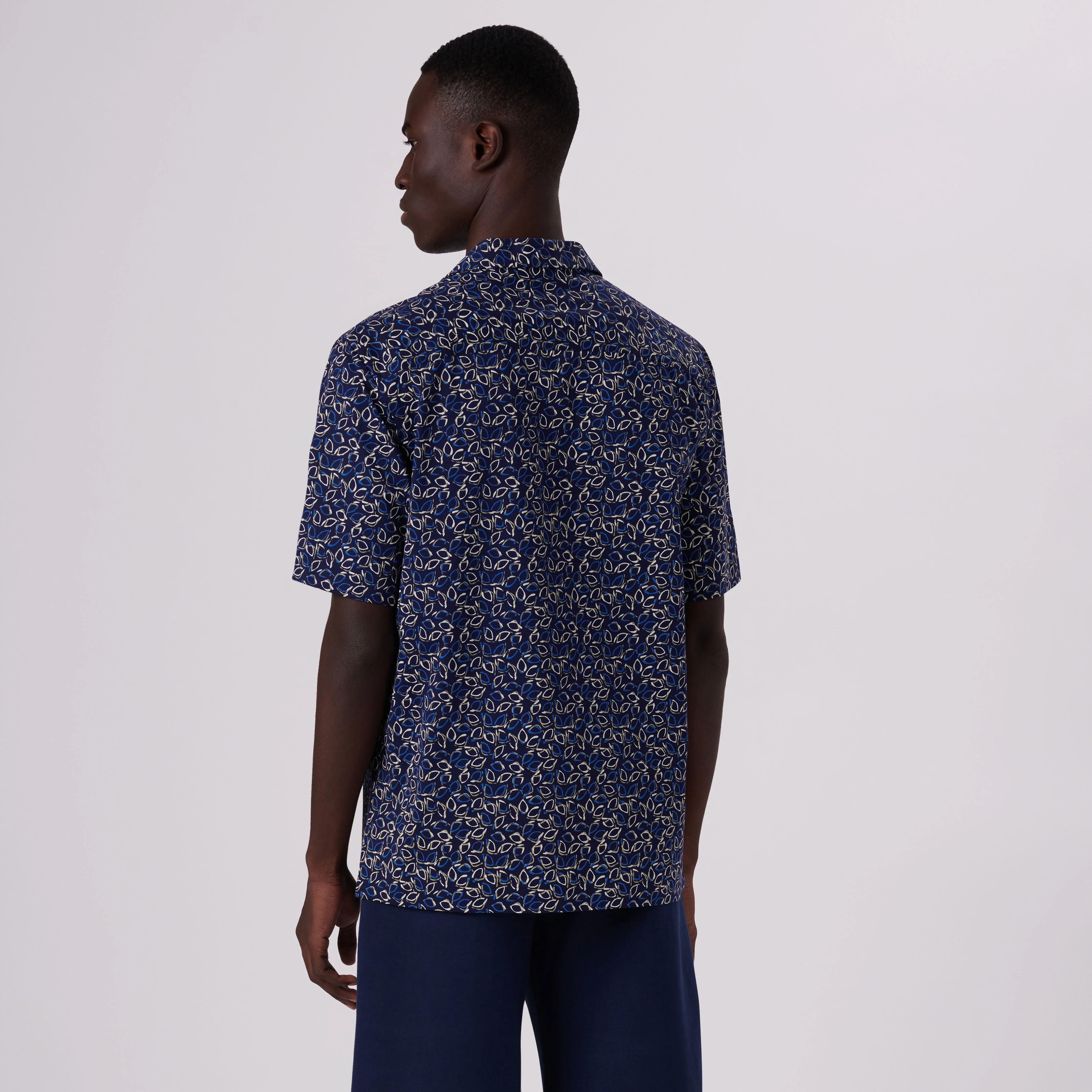 Cole Abstract Print OoohCotton Camp Shirt sold by Bugatchi product image thumbnail 4