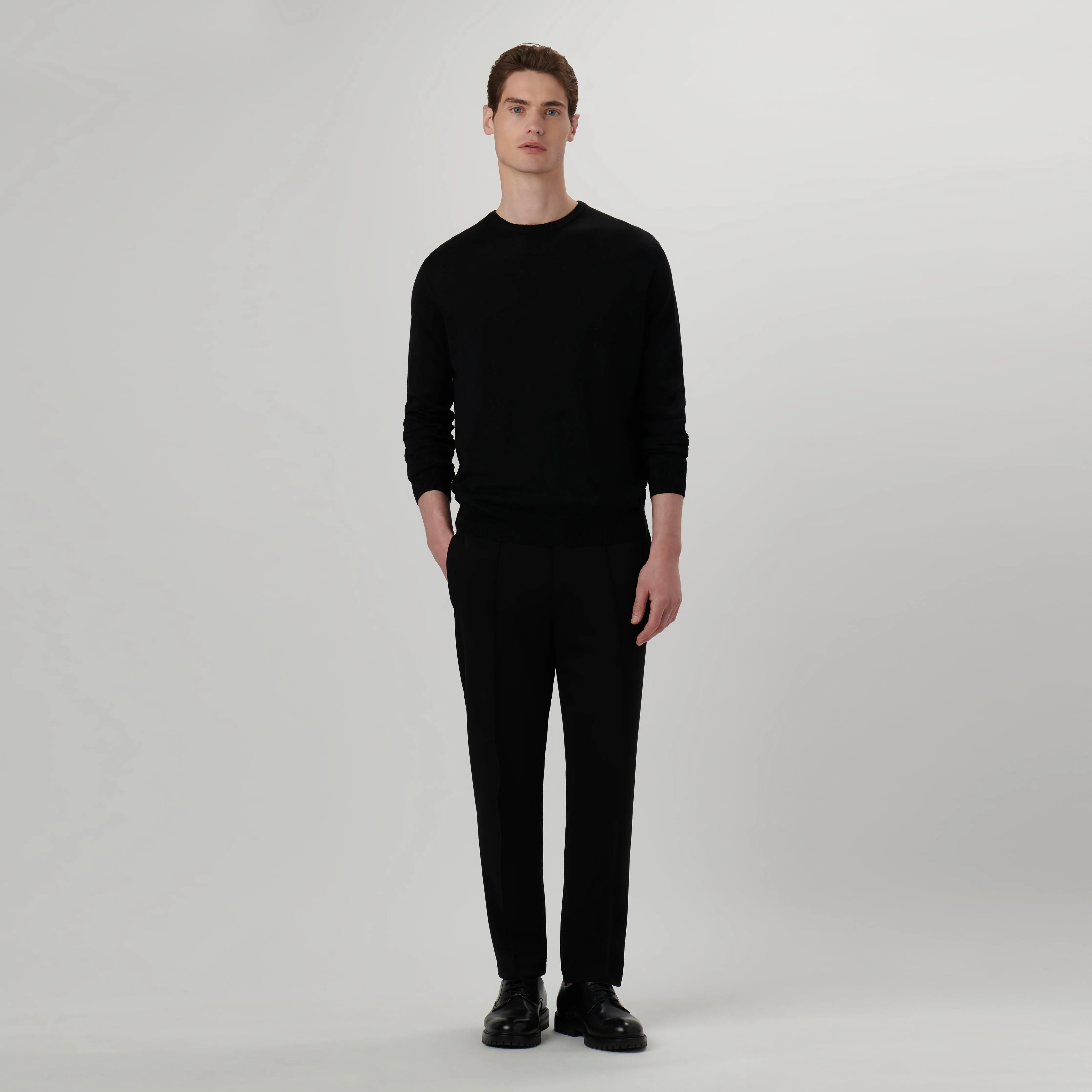 Super Merino Solid Crew Neck Sweater sold by Bugatchi product image thumbnail 5