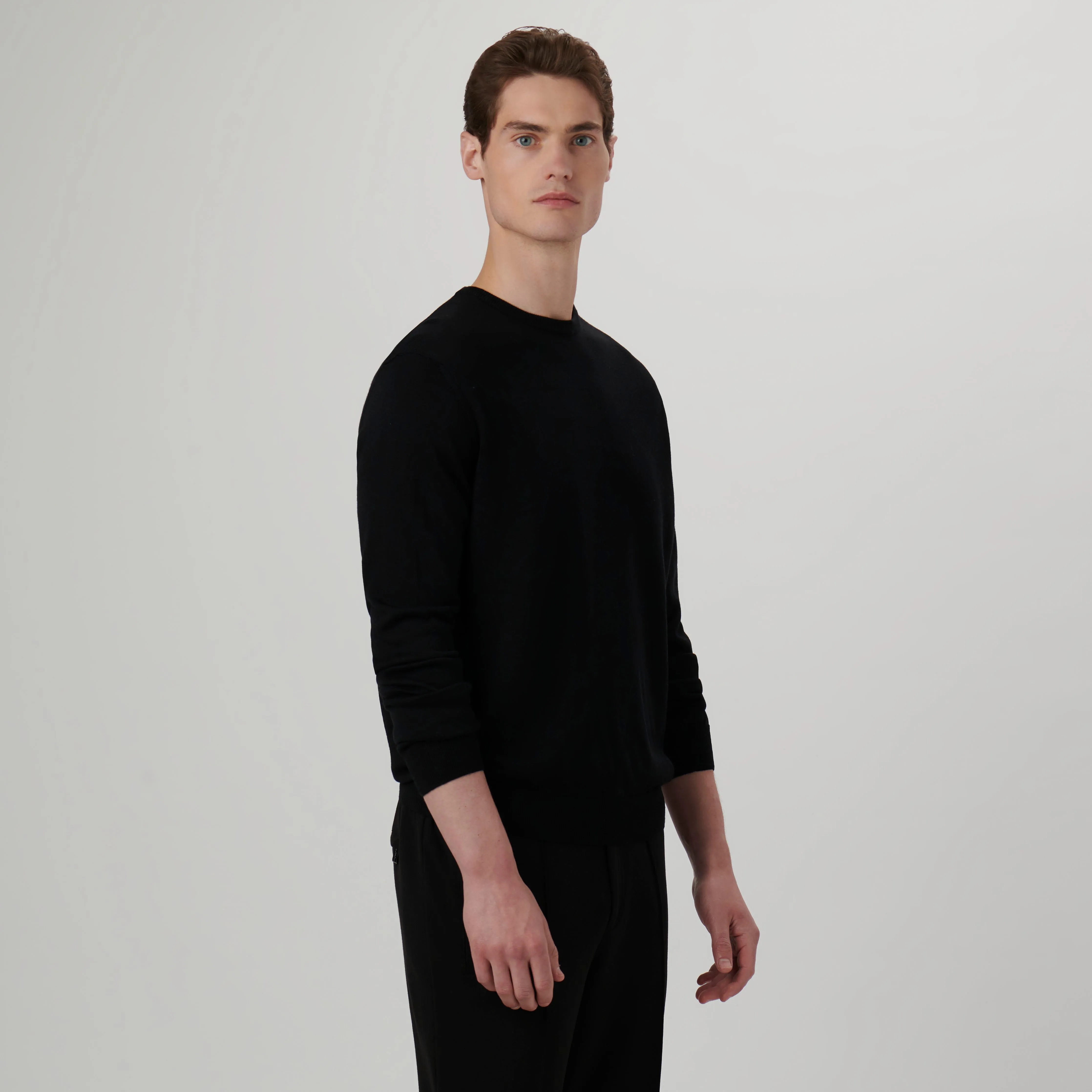 Super Merino Solid Crew Neck Sweater sold by Bugatchi product image thumbnail 3