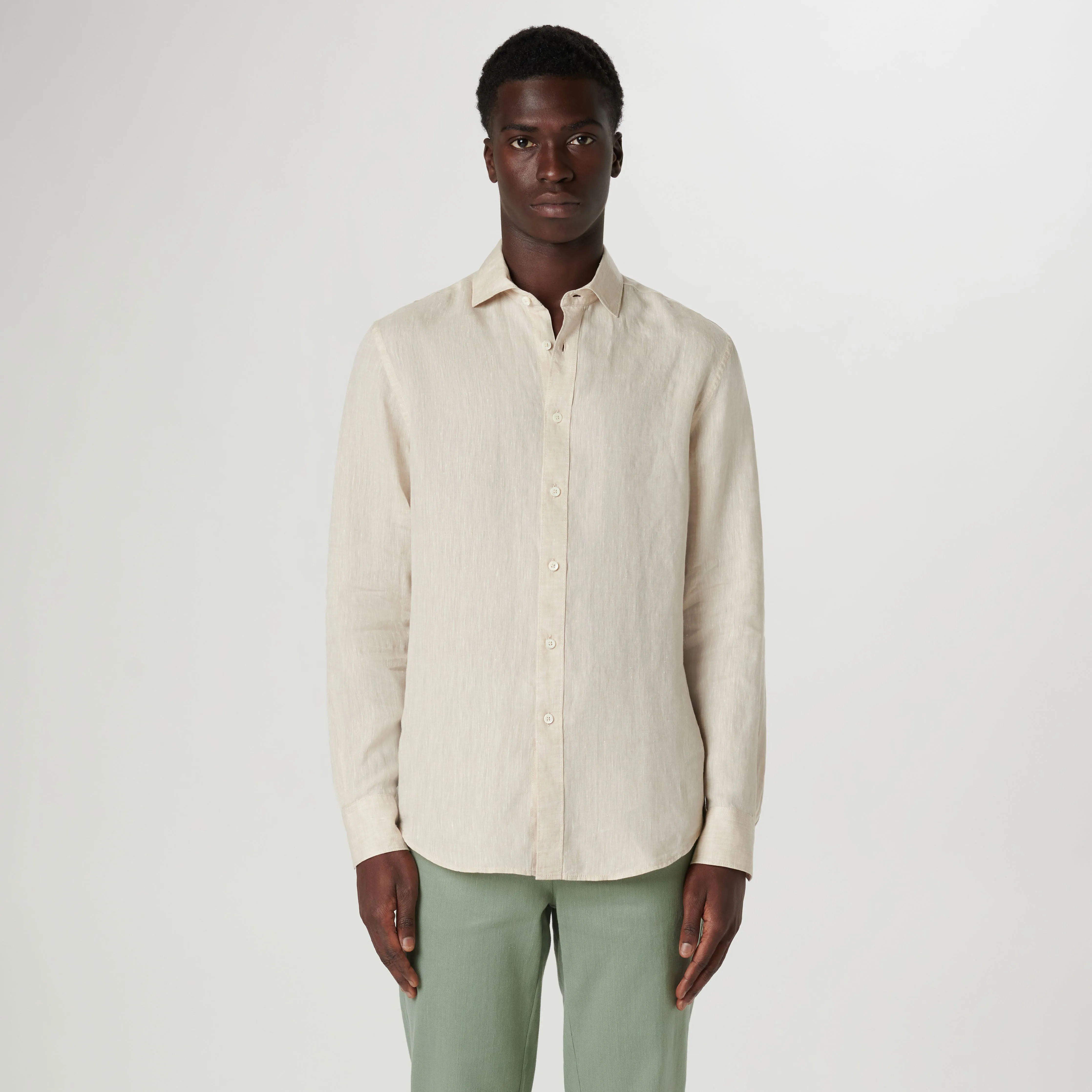 Axel Solid Linen Shirt sold by Bugatchi product image thumbnail 2