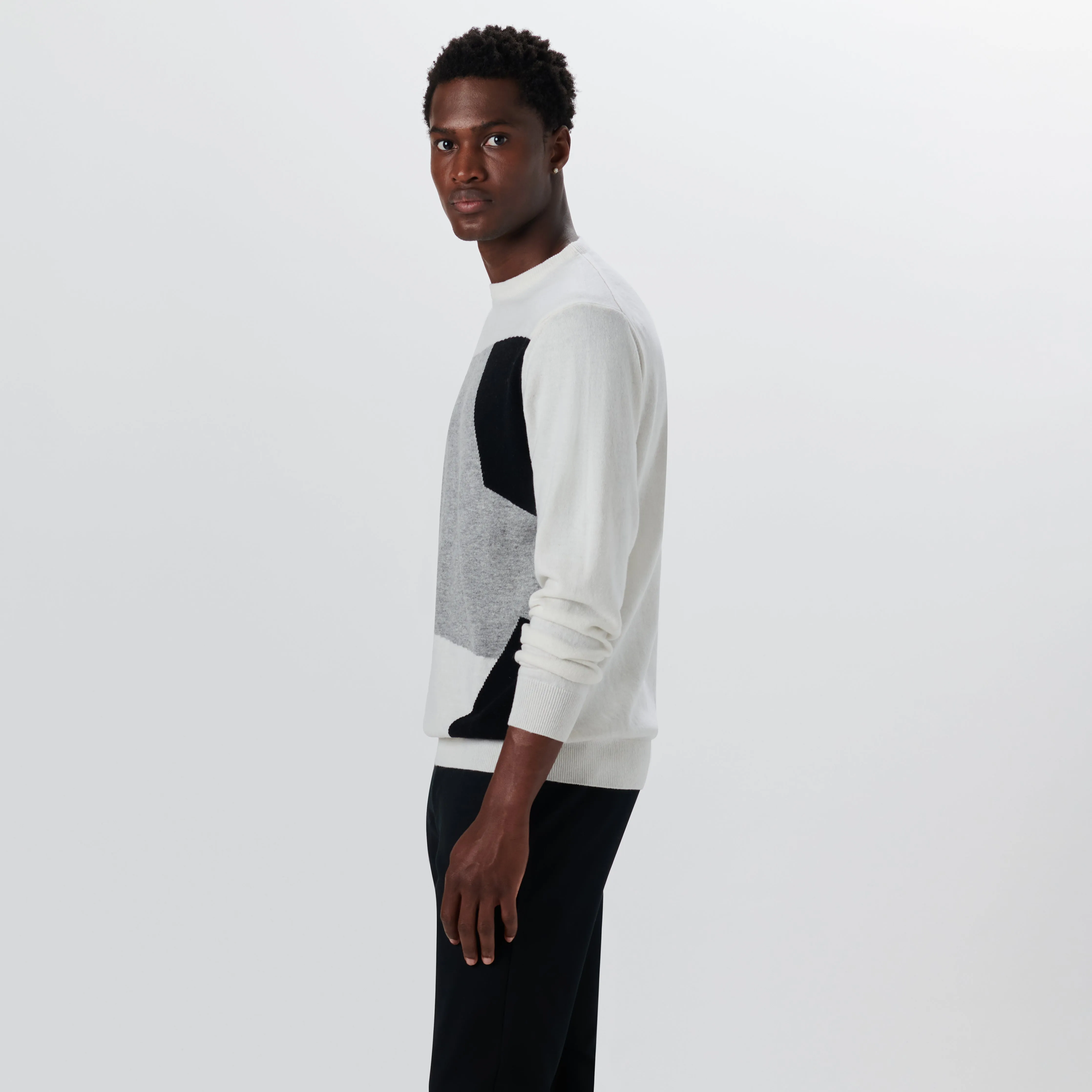 Crew Neck Patchwork Intarsia Sweater sold by Bugatchi product image thumbnail 3