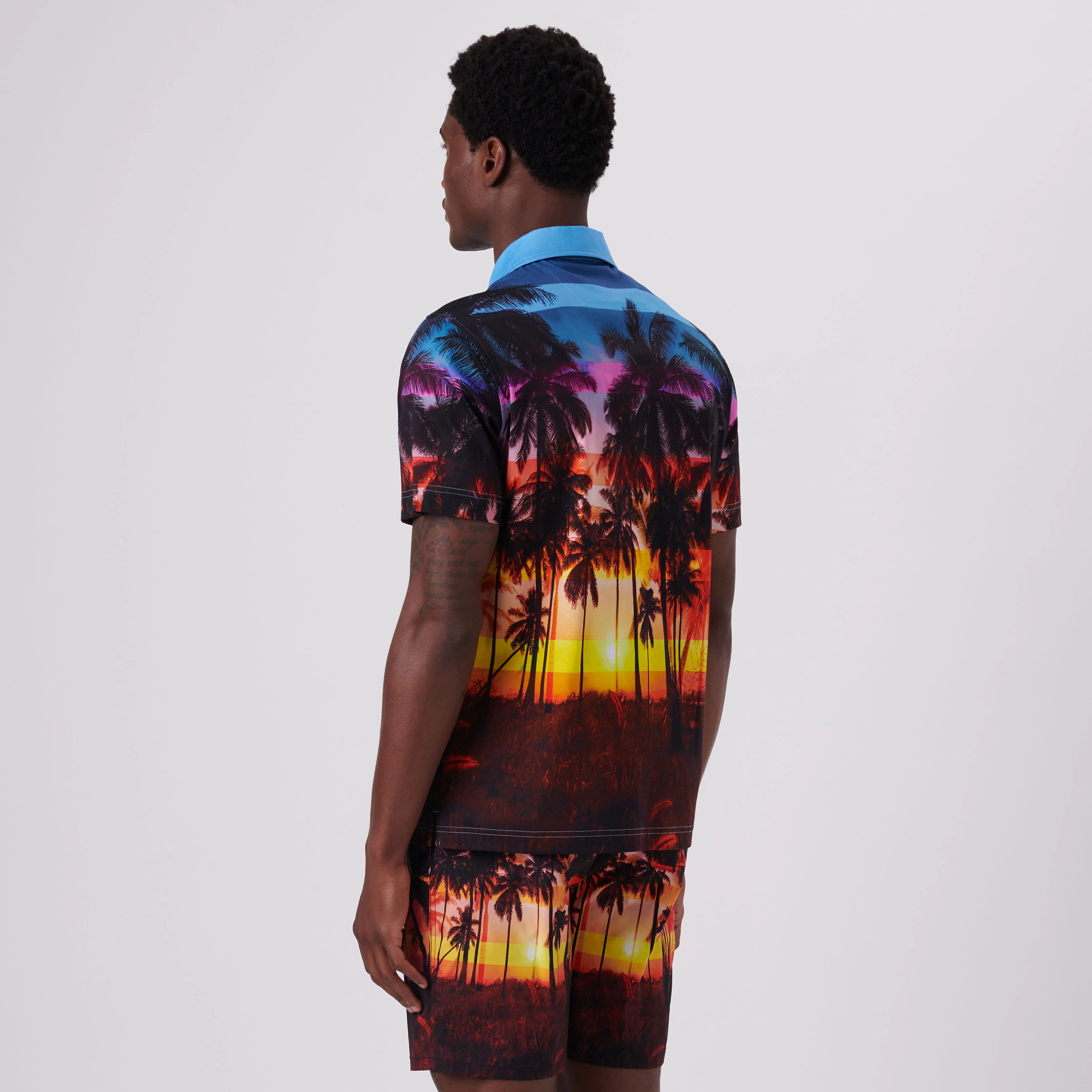 Hendrix Tropical Sunset Print Polo Shirt sold by Bugatchi product image thumbnail 4