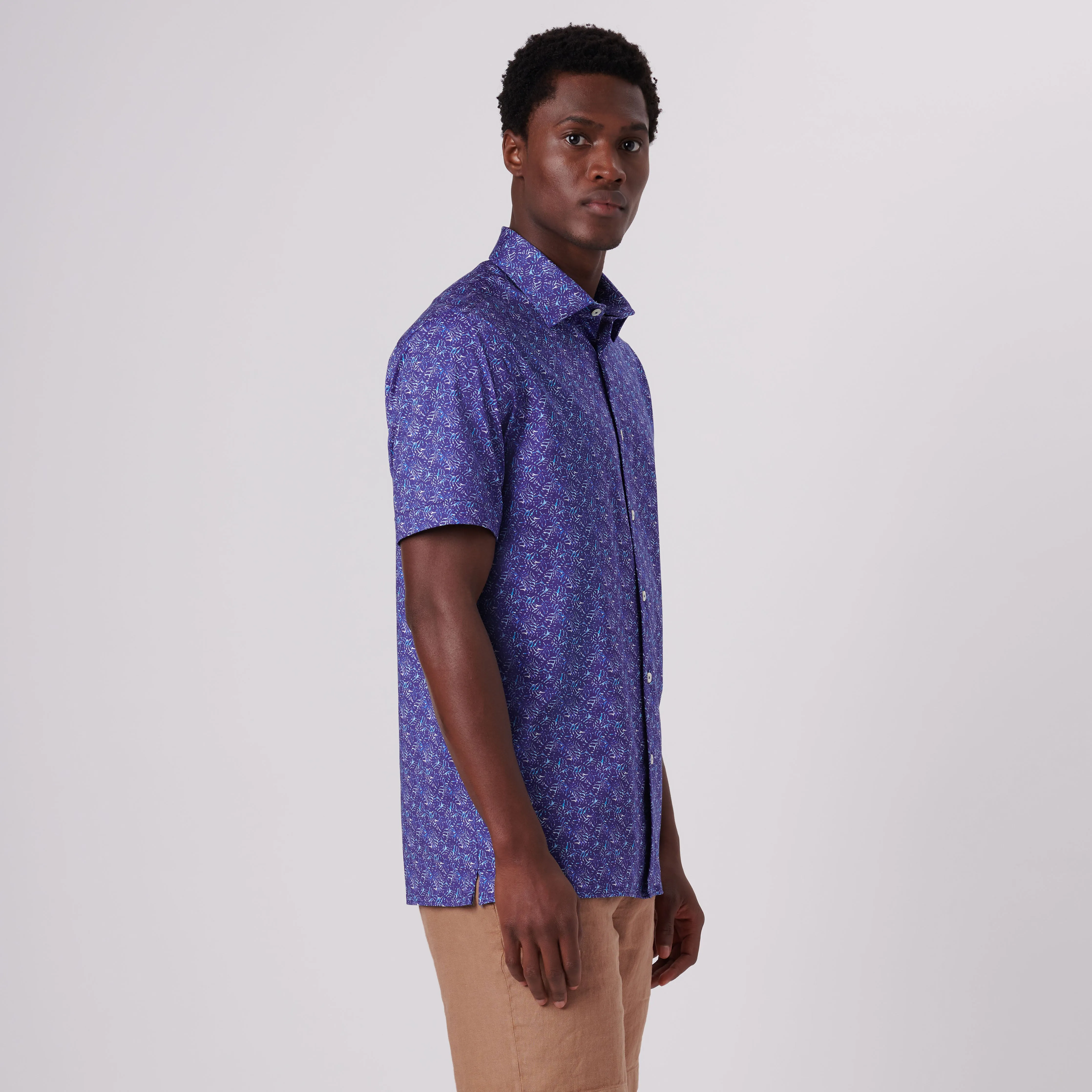 Milo Leaf Print OoohCotton Short Sleeve Shirt sold by Bugatchi product image thumbnail 3