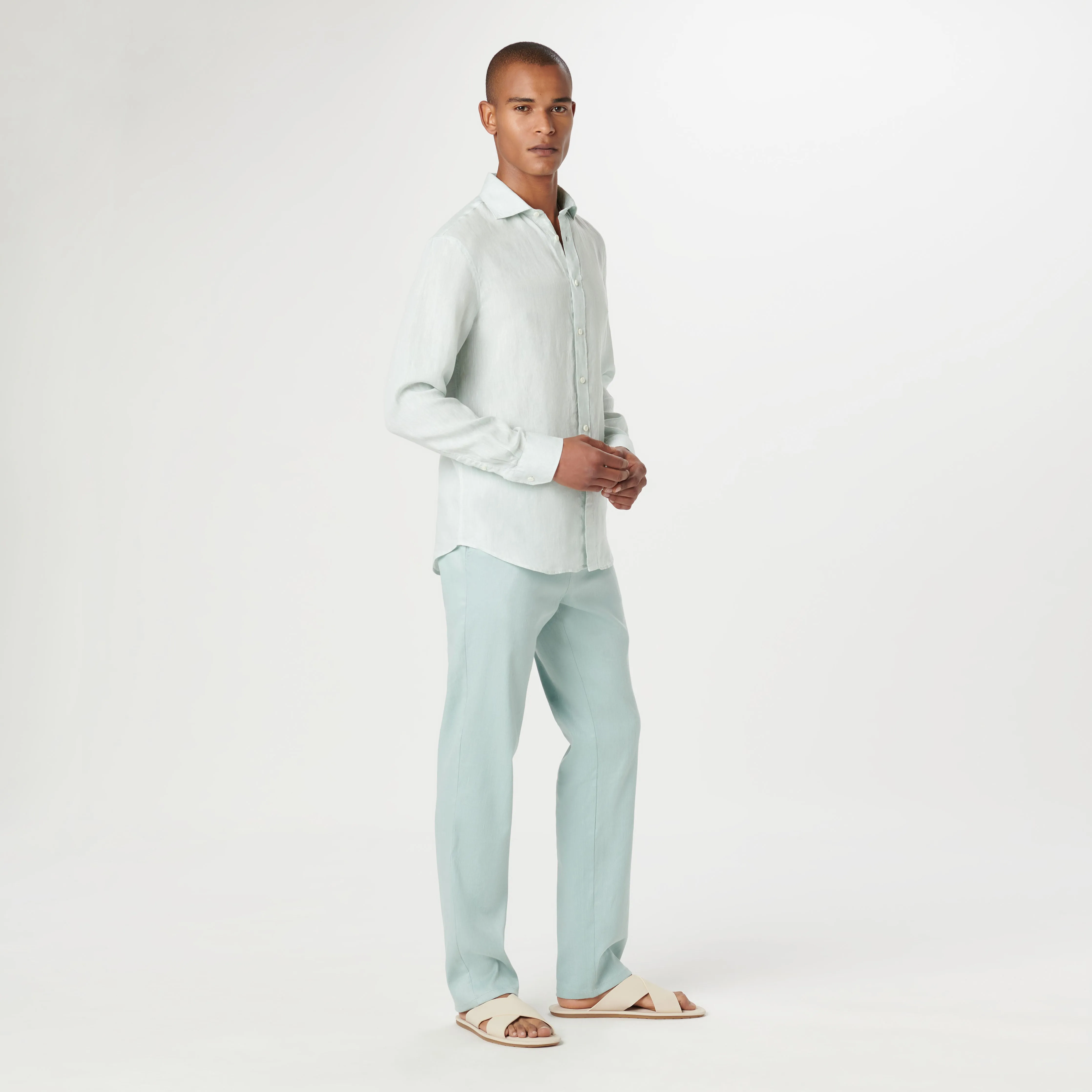 Axel Solid Linen Shirt sold by Bugatchi product image thumbnail 5
