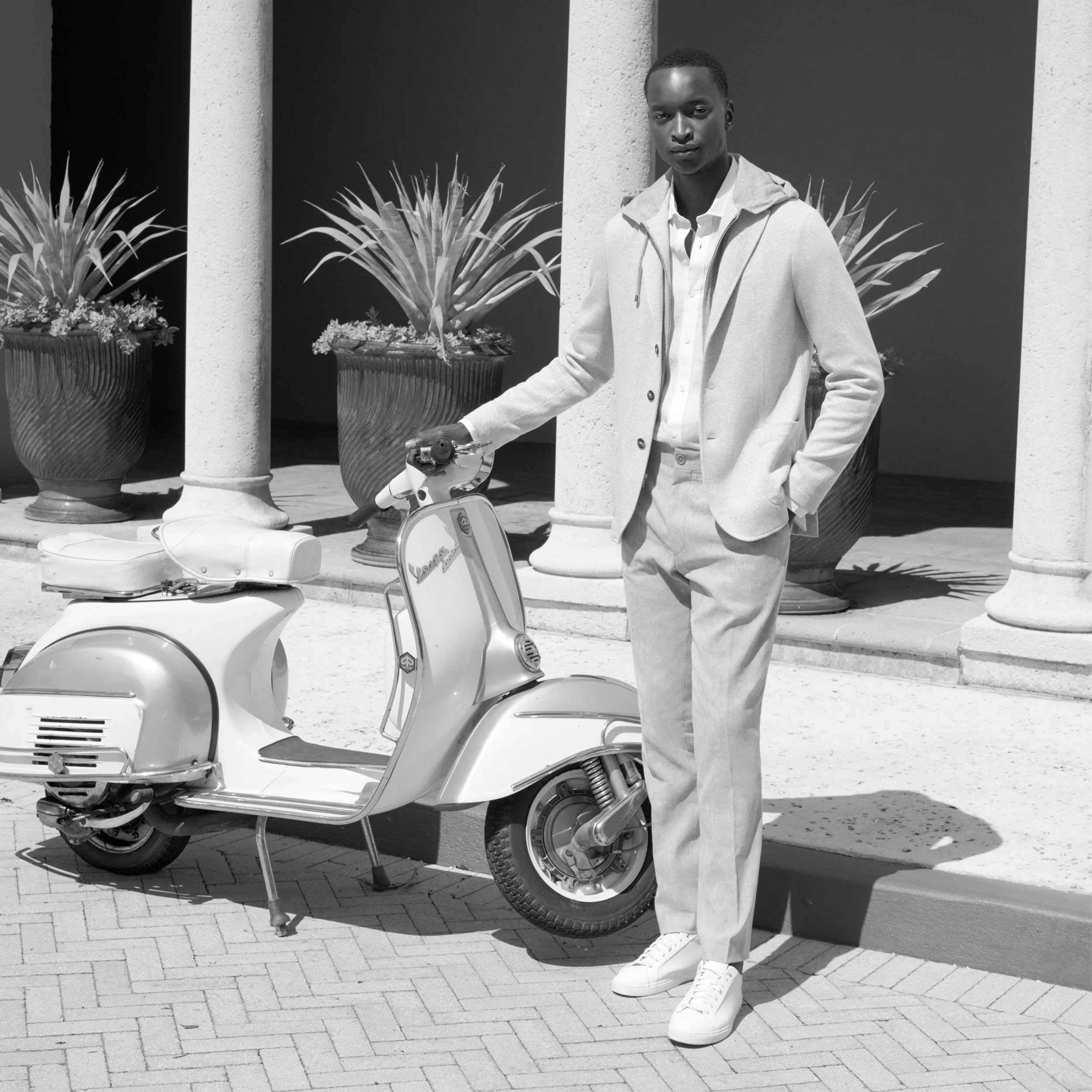 Axel Floral Jacquard Shirt sold by Bugatchi