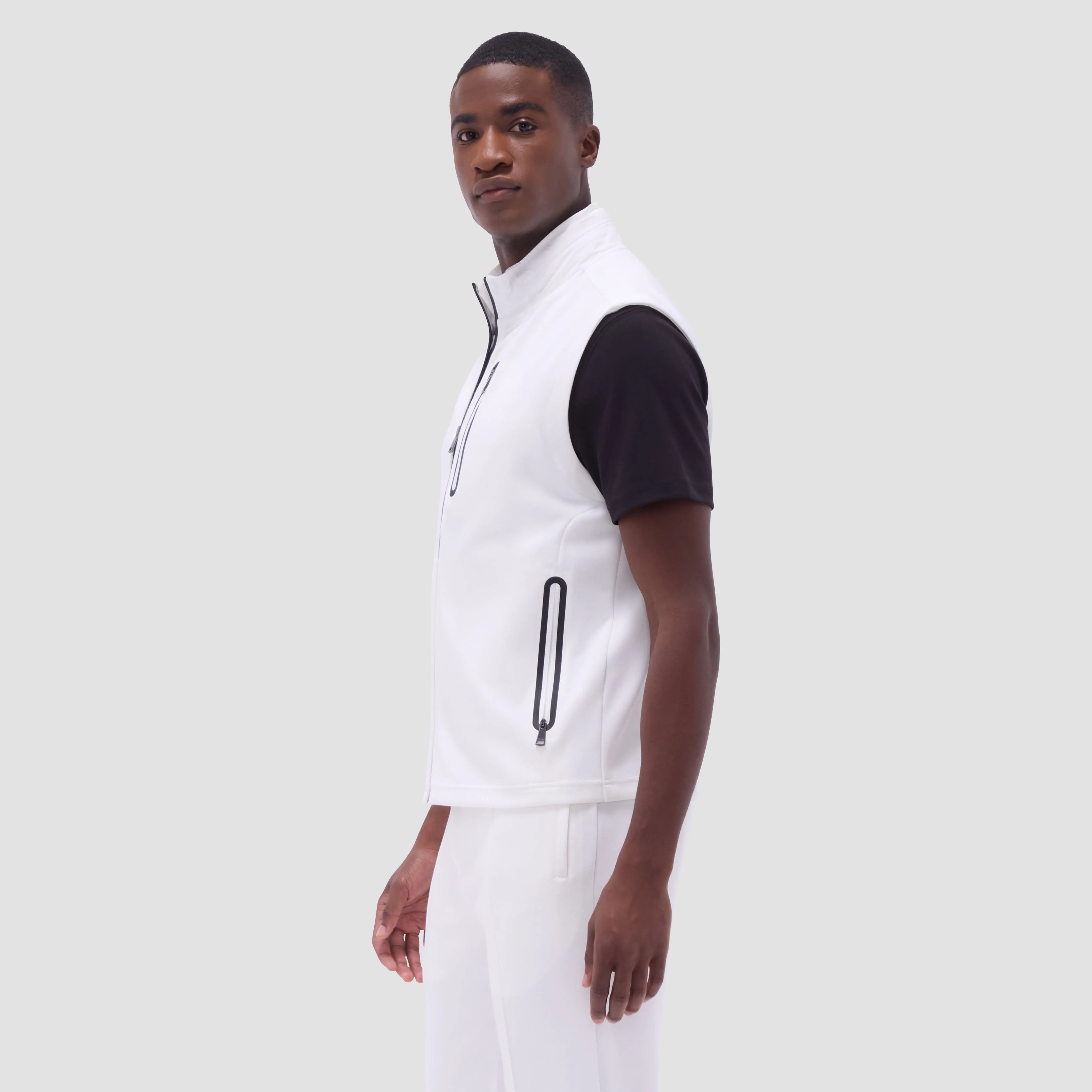 Soft Touch Solid Vest With Hood sold by Bugatchi product image thumbnail 3